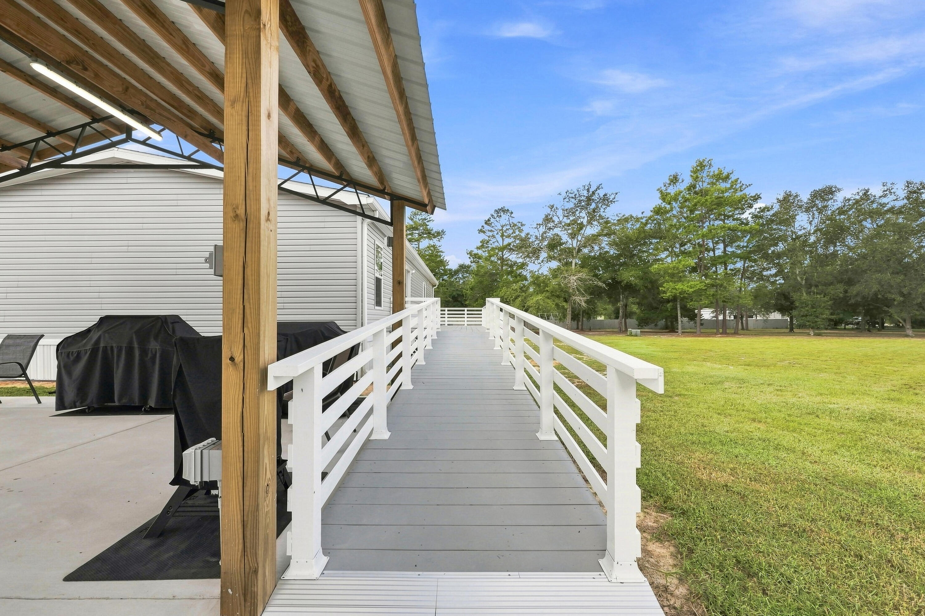 OAKWOOD HILLS - Residential
