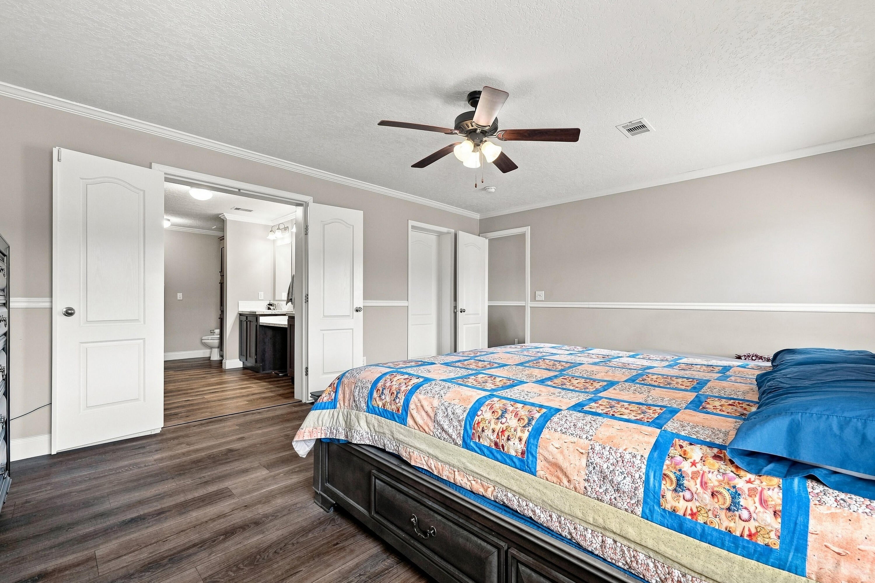 OAKWOOD HILLS - Residential