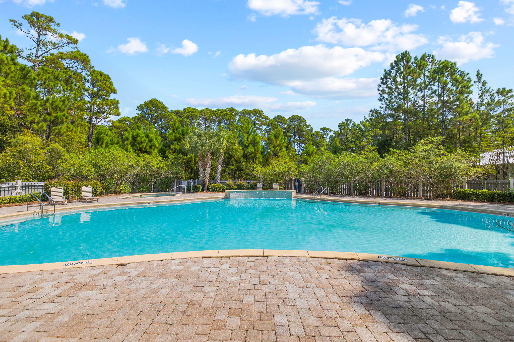 GRAYTON BAYOU - Residential