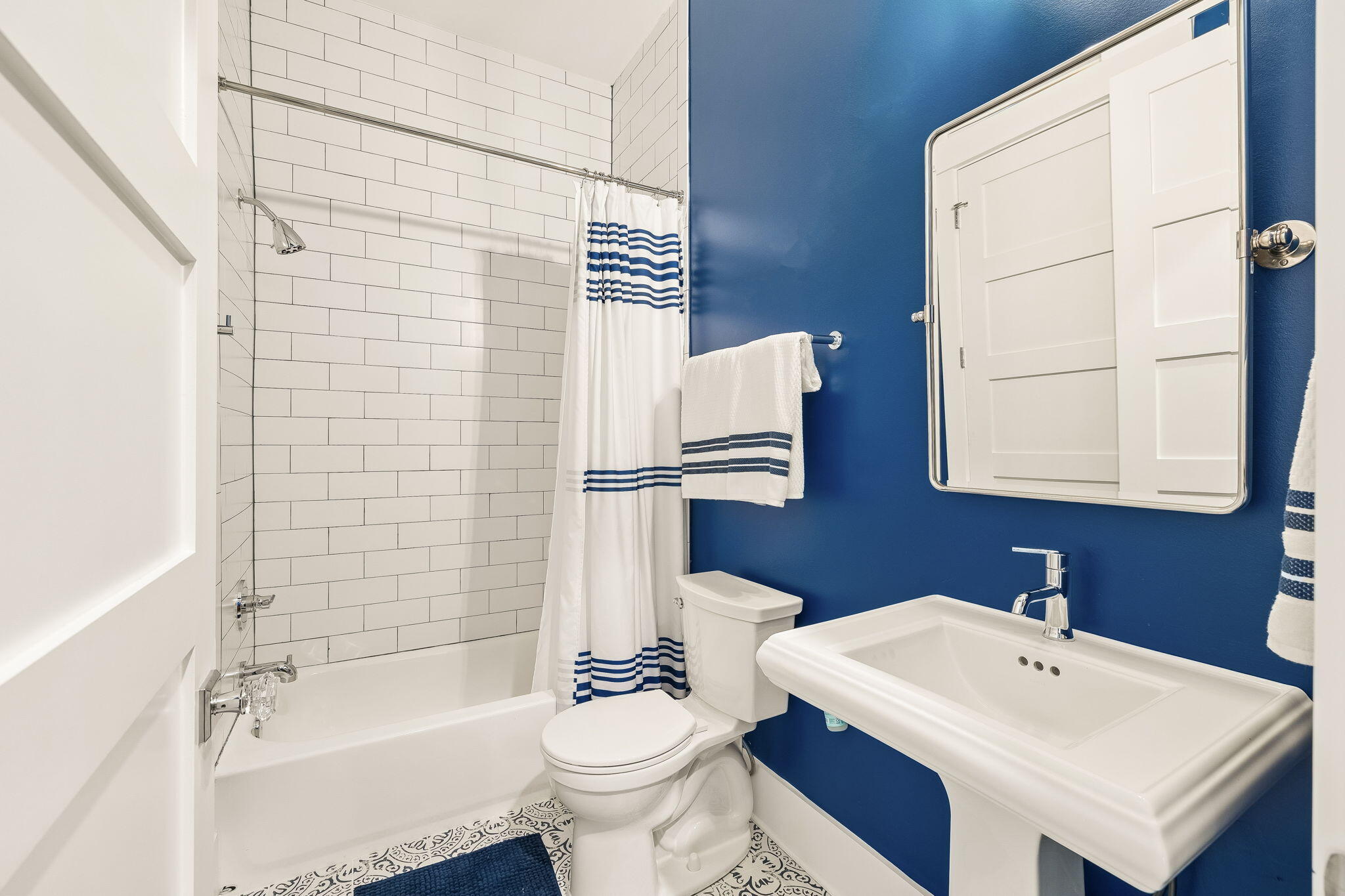 GRAYTON BAYOU - Residential