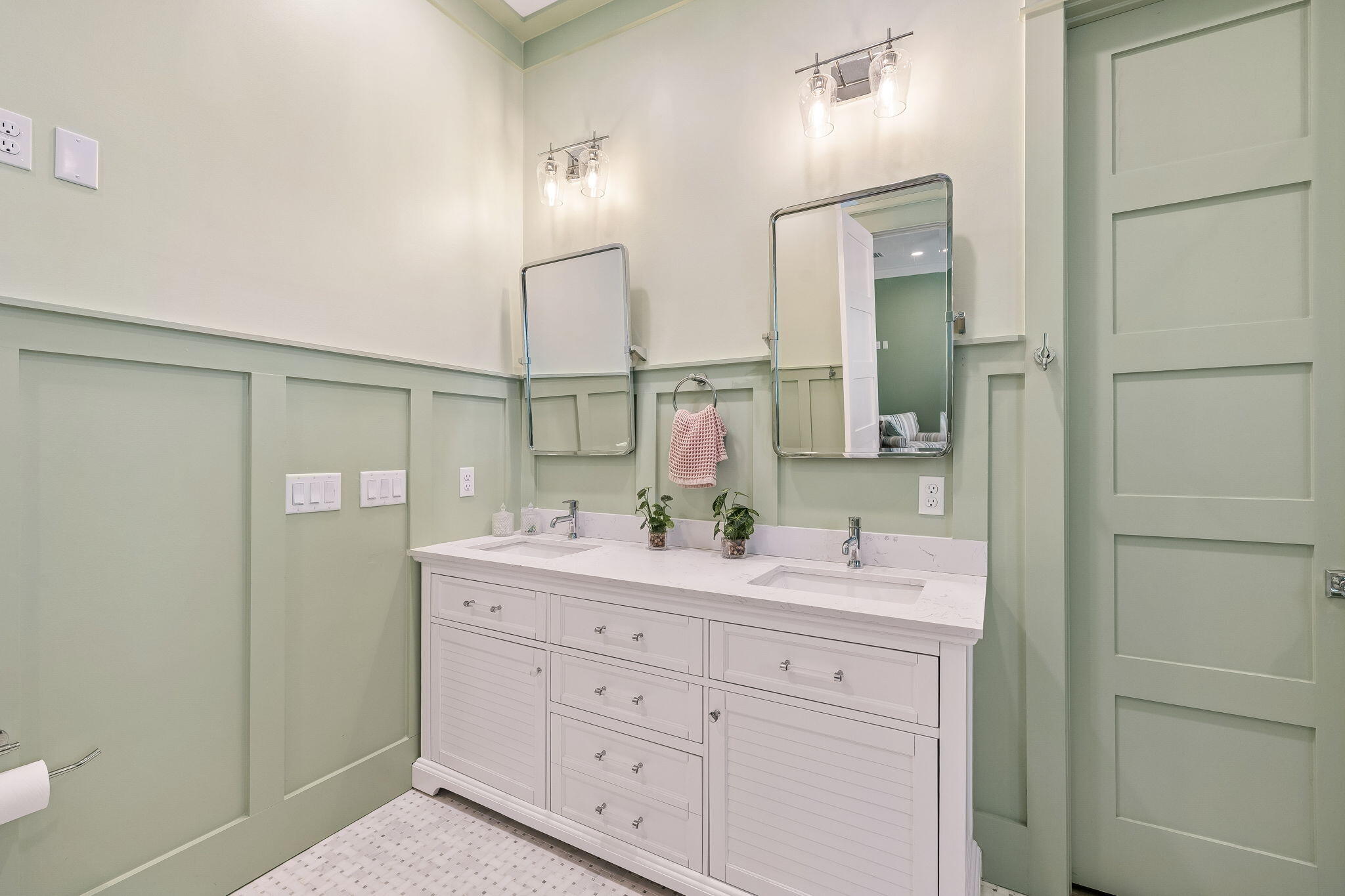 GRAYTON BAYOU - Residential