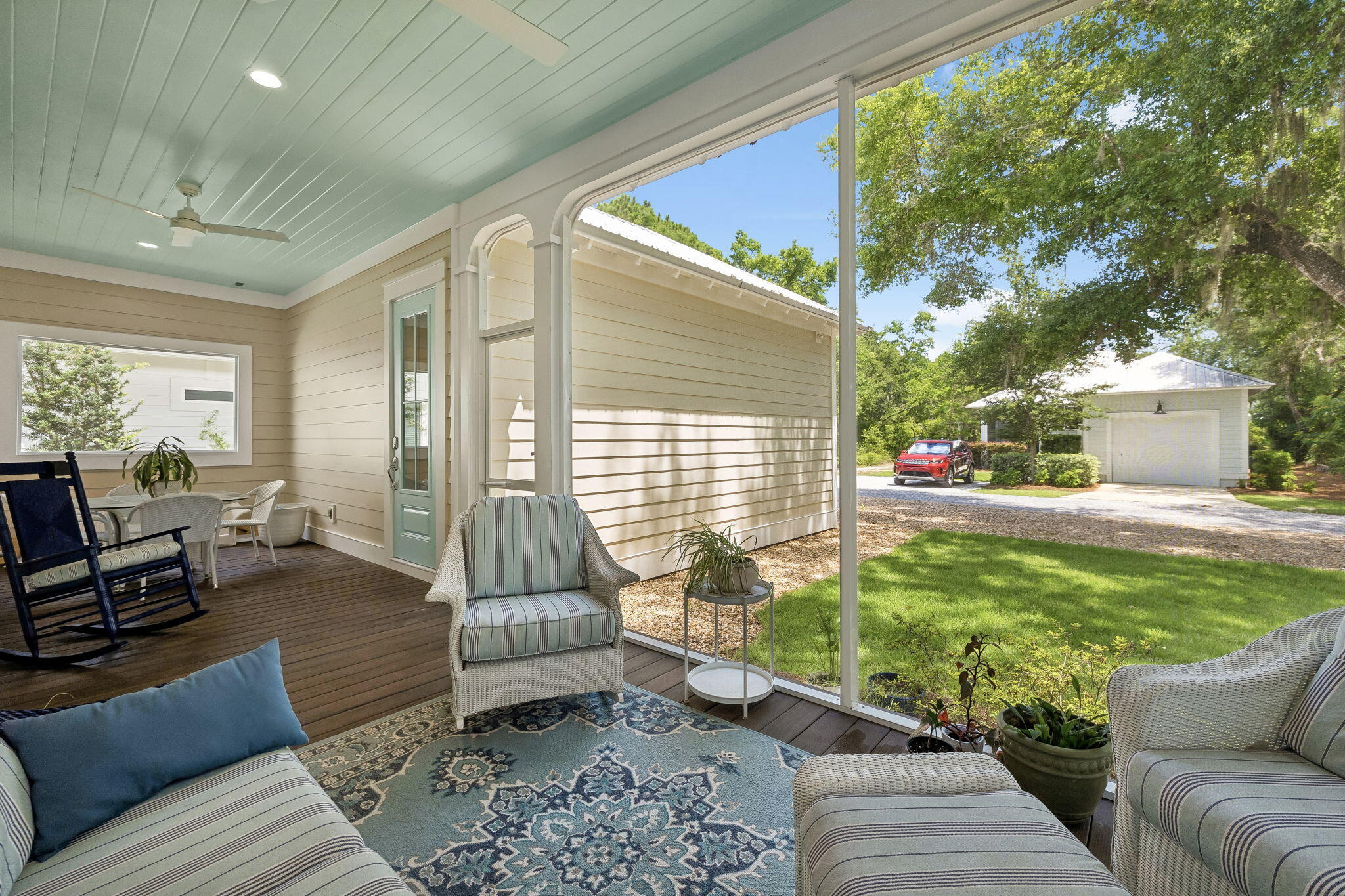 GRAYTON BAYOU - Residential