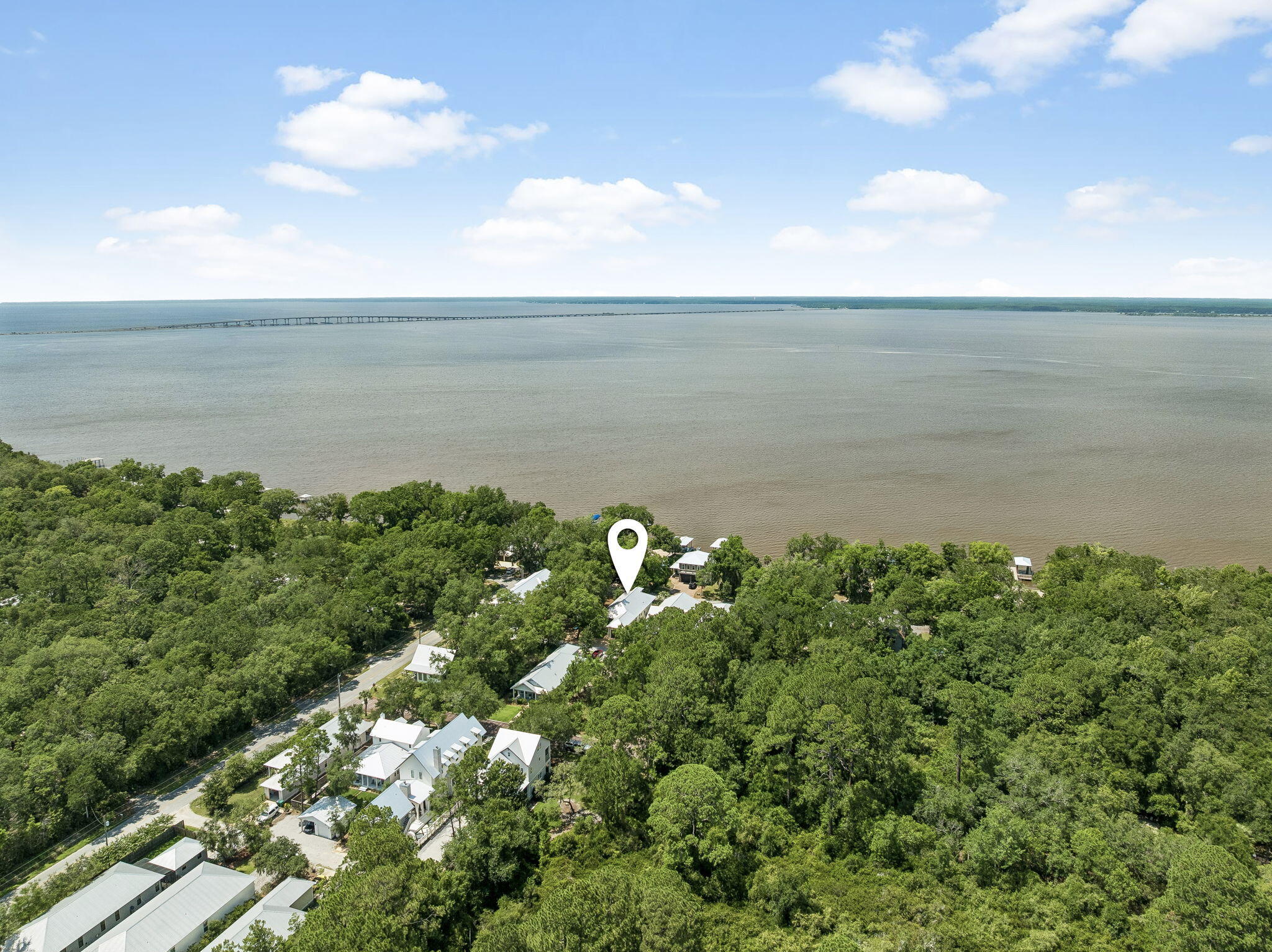 GRAYTON BAYOU - Residential