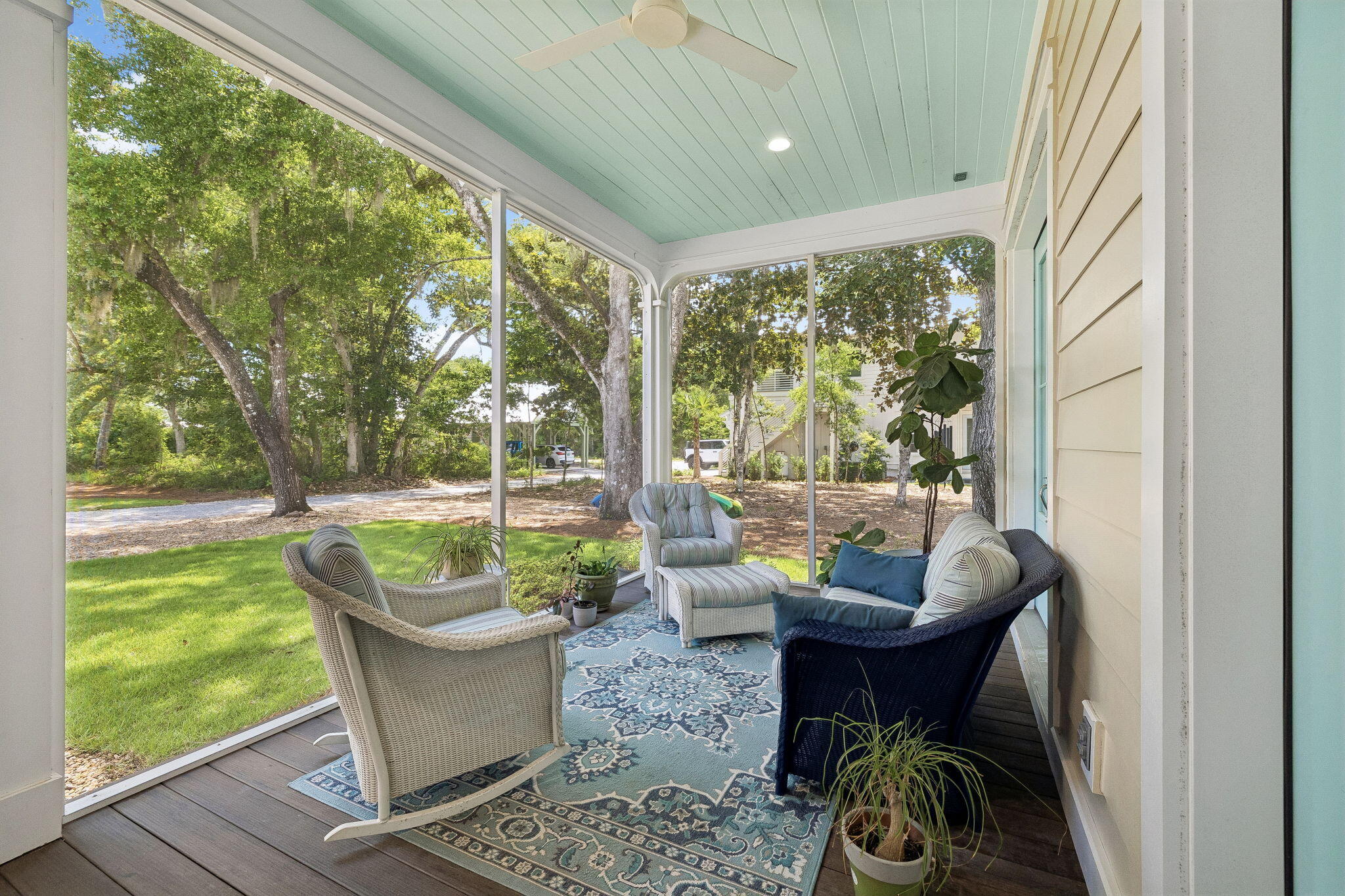 GRAYTON BAYOU - Residential