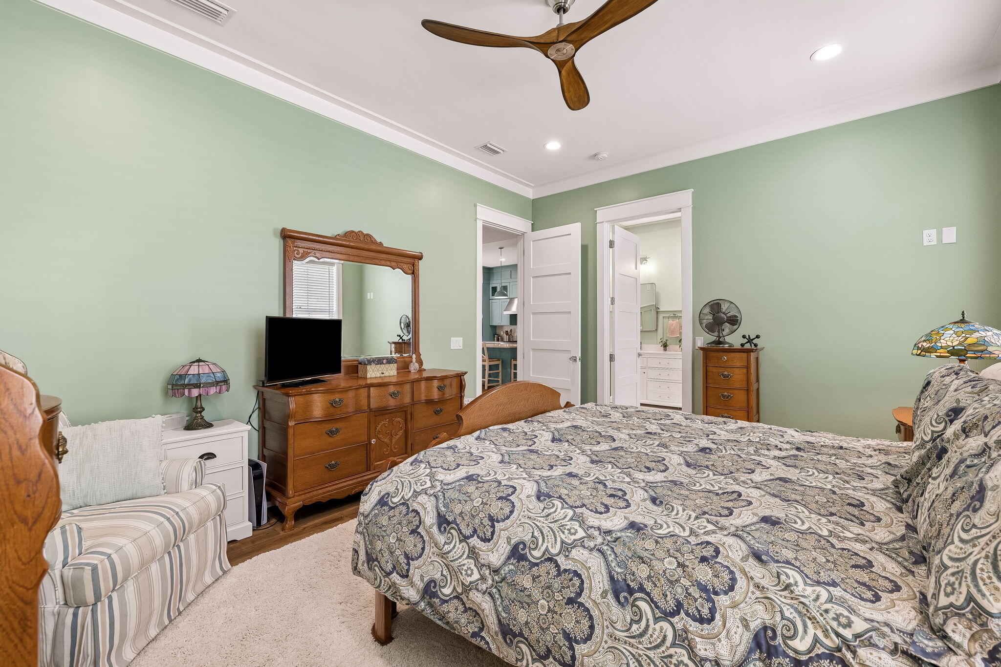 GRAYTON BAYOU - Residential