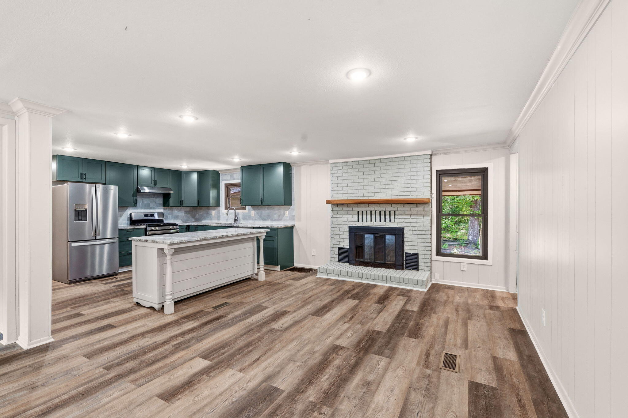 Howell Bluff - Residential