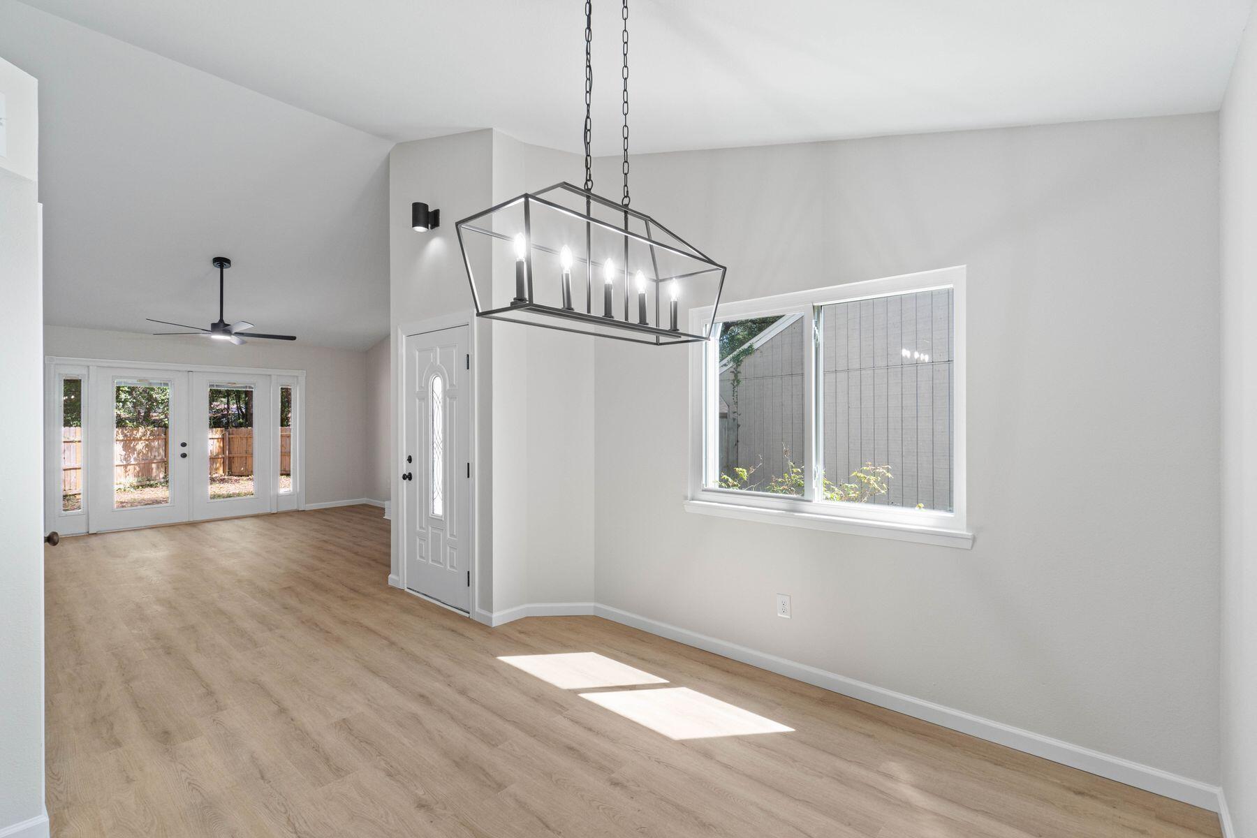 CEDAR RIDGE - Residential