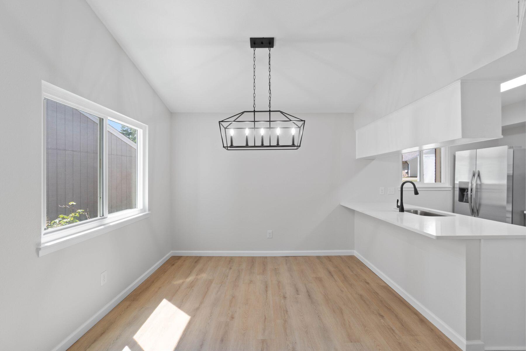 CEDAR RIDGE - Residential