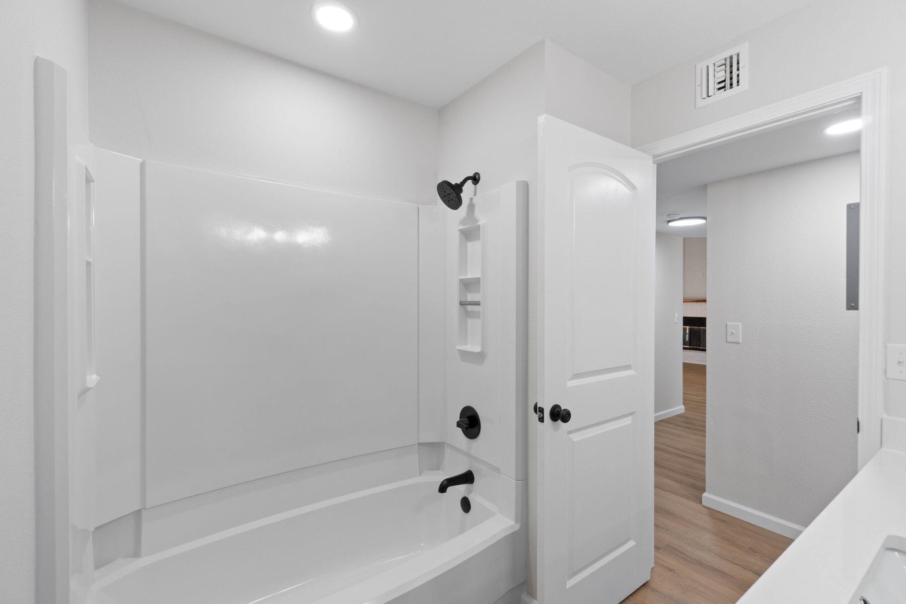 CEDAR RIDGE - Residential