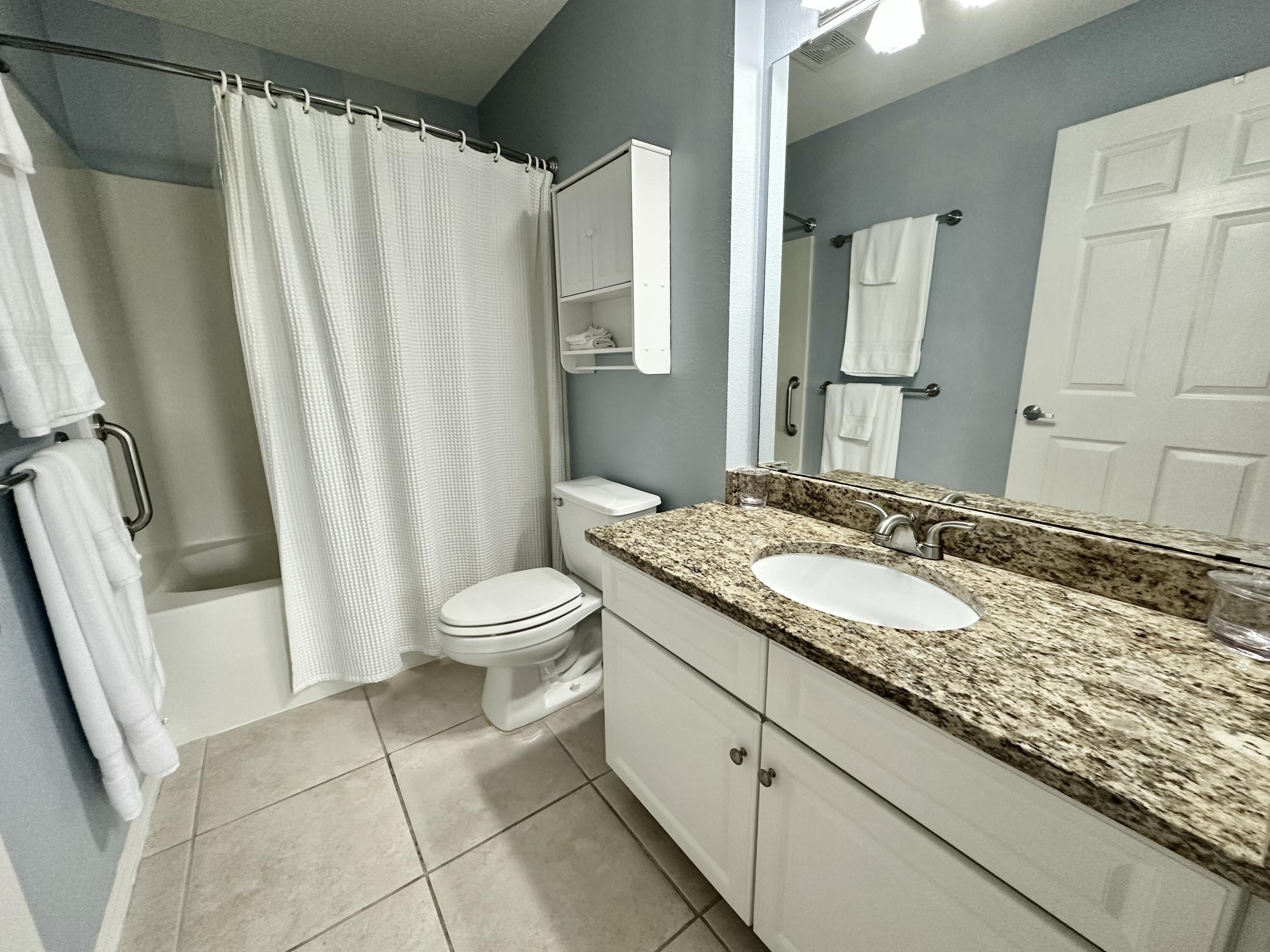 THE FLORIDA CLUB - Residential Lease