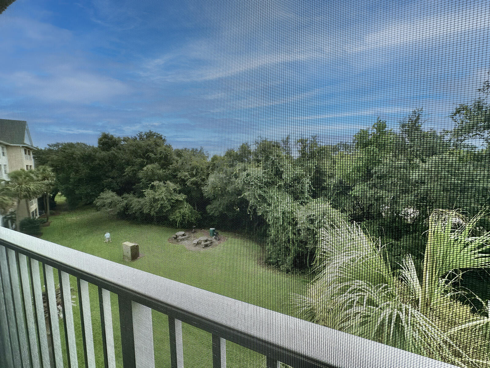 THE FLORIDA CLUB - Residential Lease