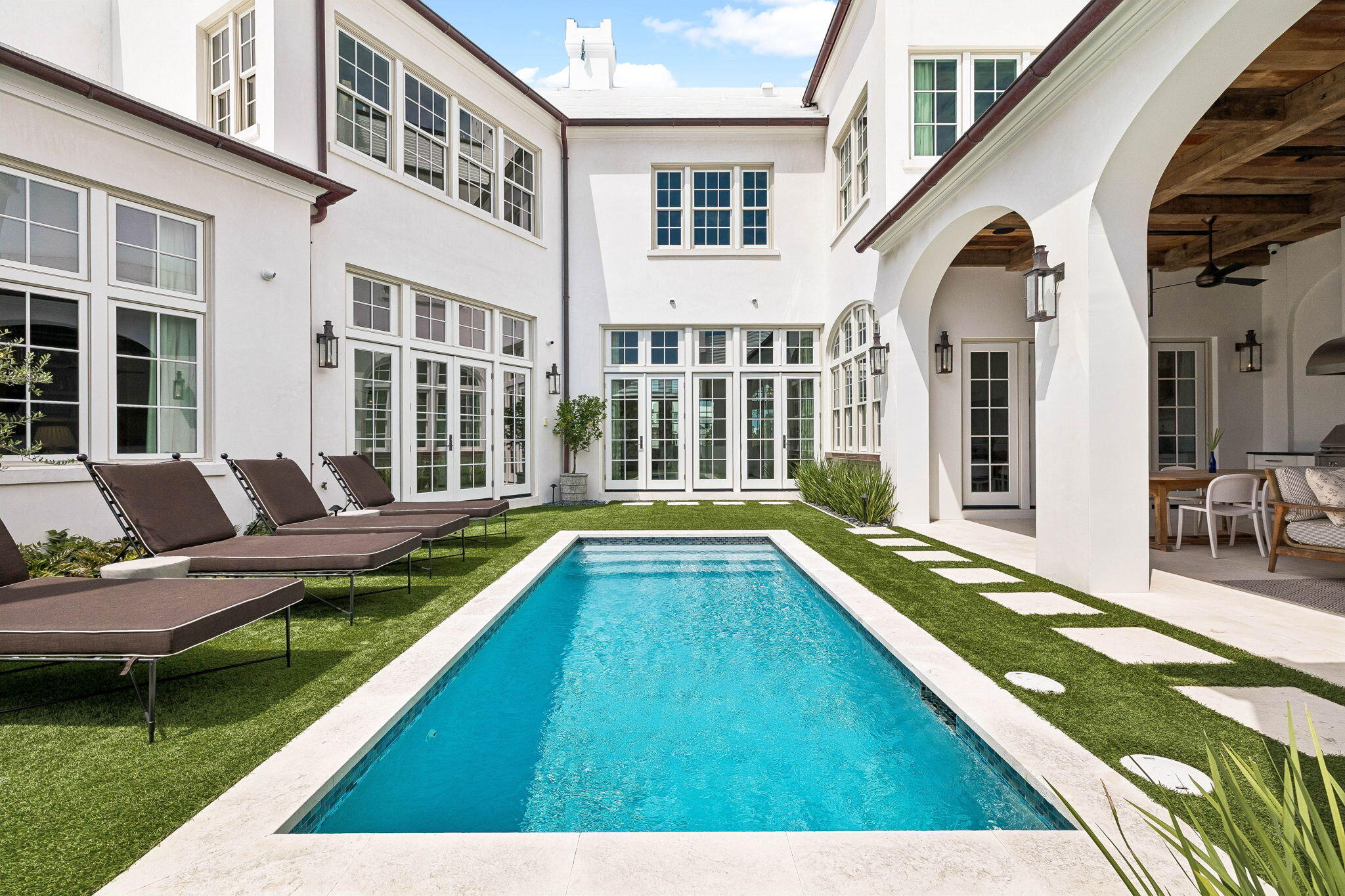 ALYS BEACH - Residential