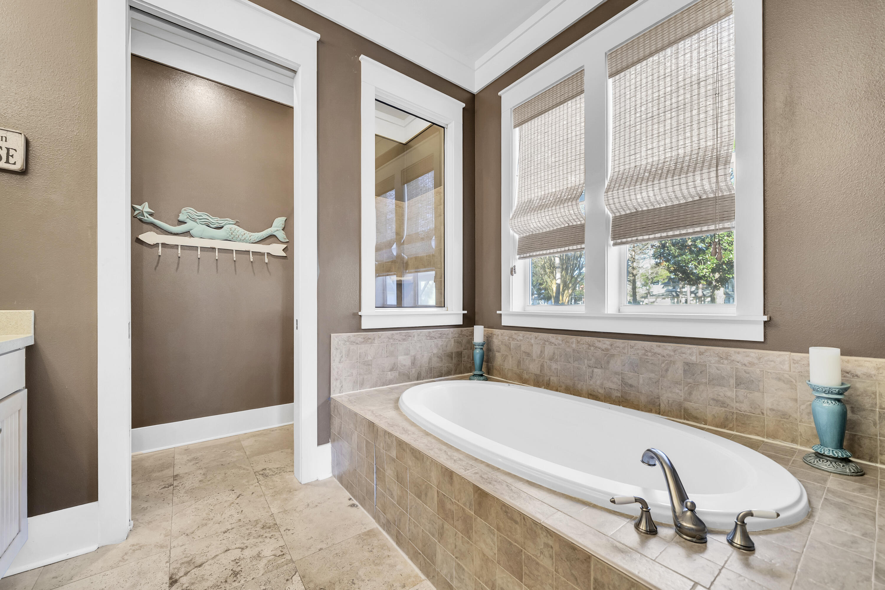 LAUREL GROVE - Residential