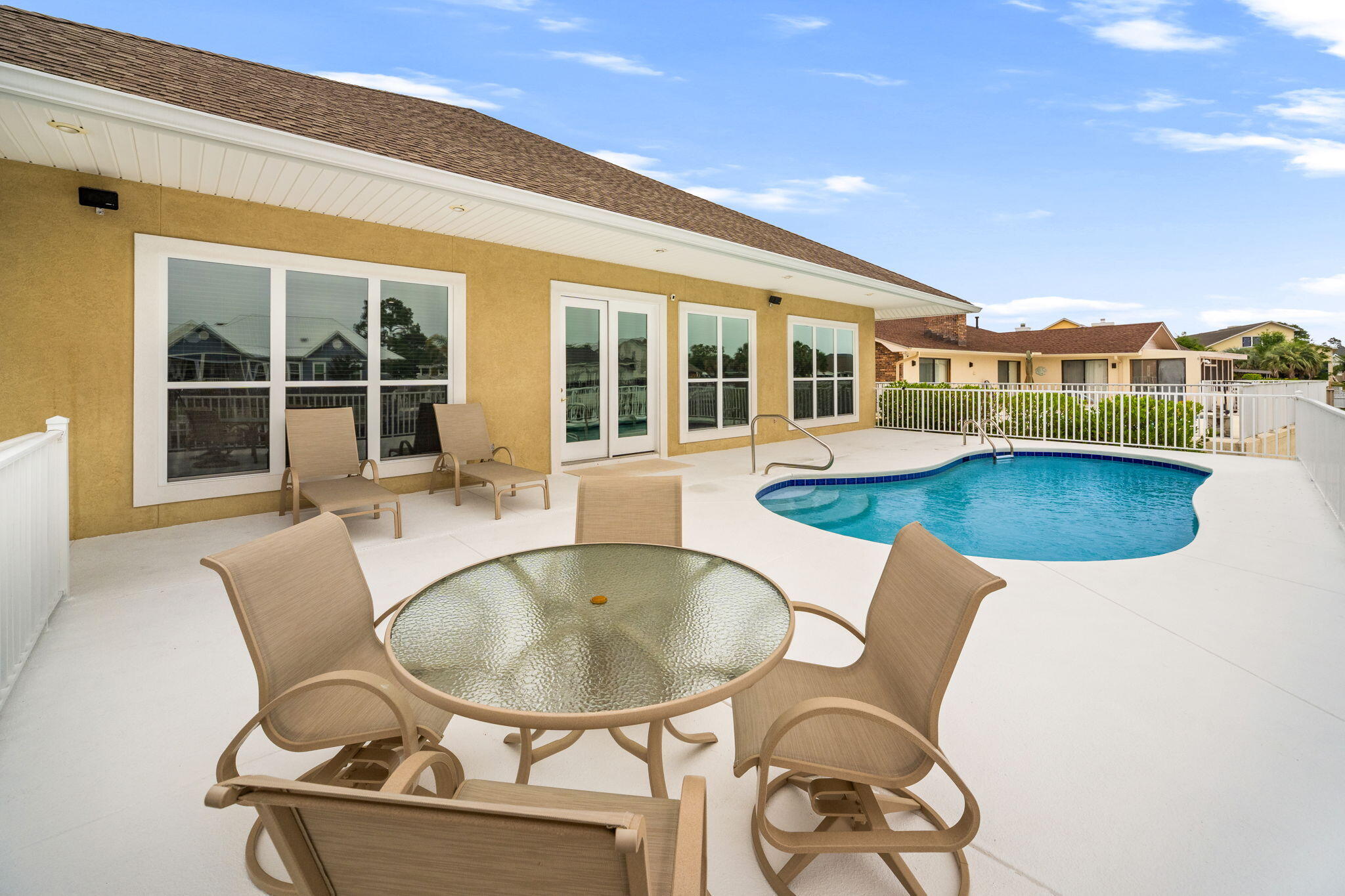 BAY POINT UNIT 1 - Residential