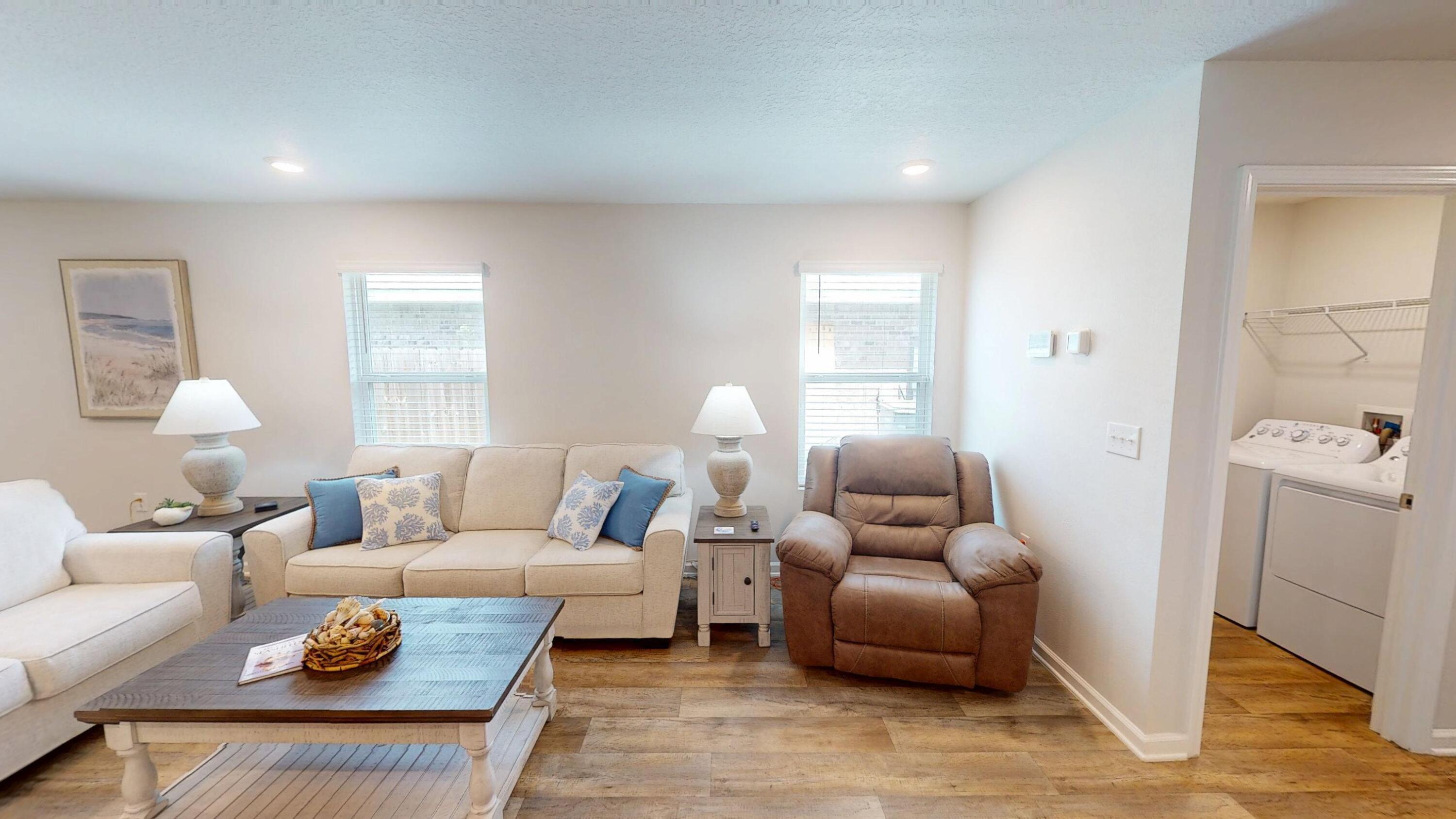 MONTICELLO ESTATES - Residential