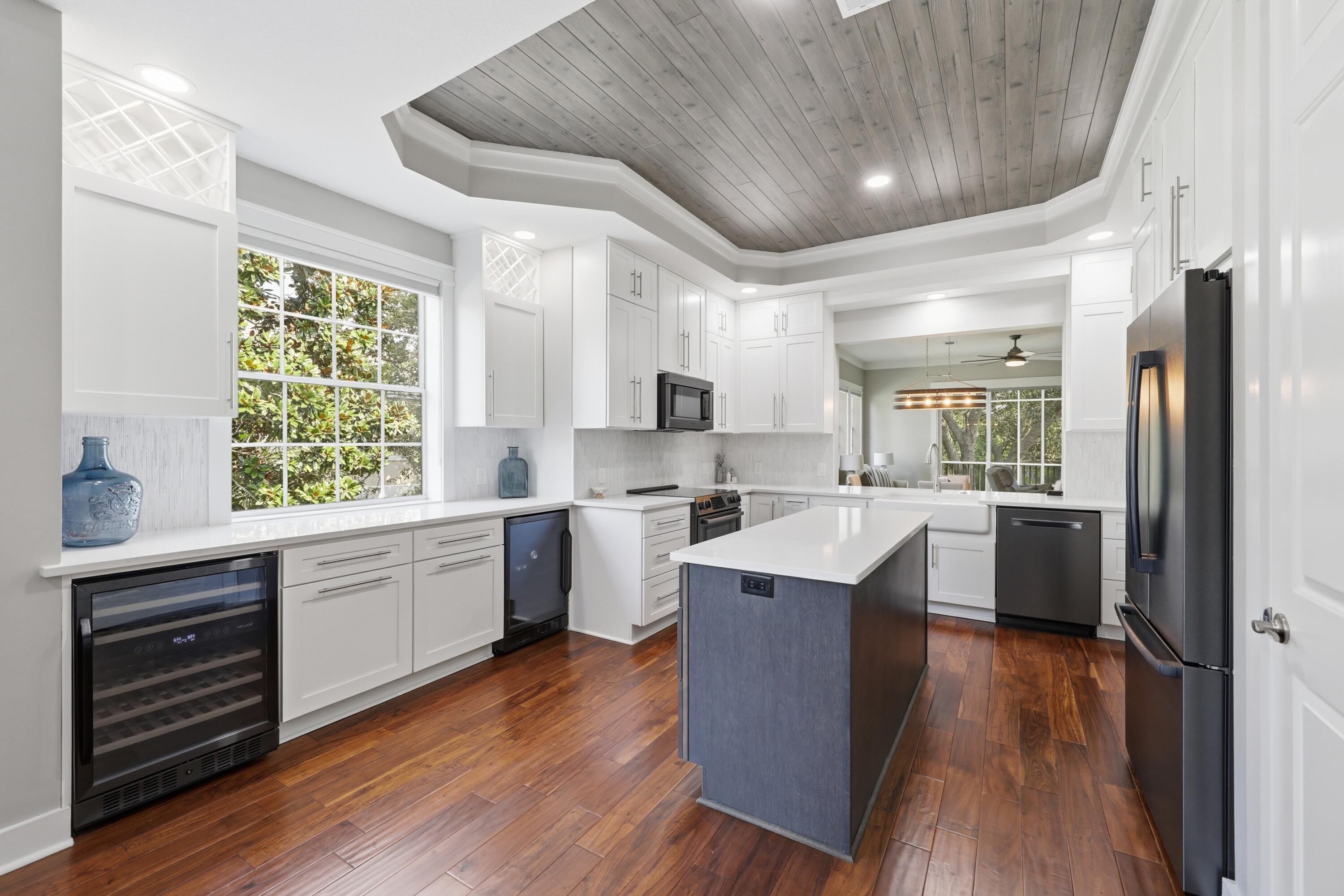 REGATTA BAY GOLF VILLAS CT UNIT 204 - Residential
