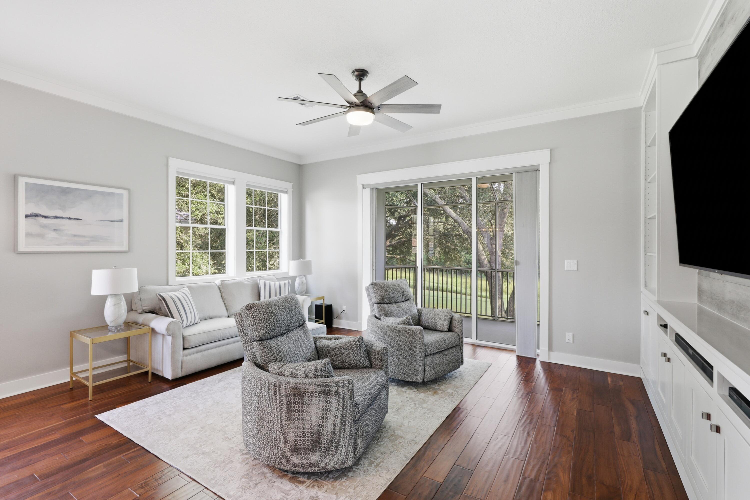 REGATTA BAY GOLF VILLAS CT UNIT 204 - Residential