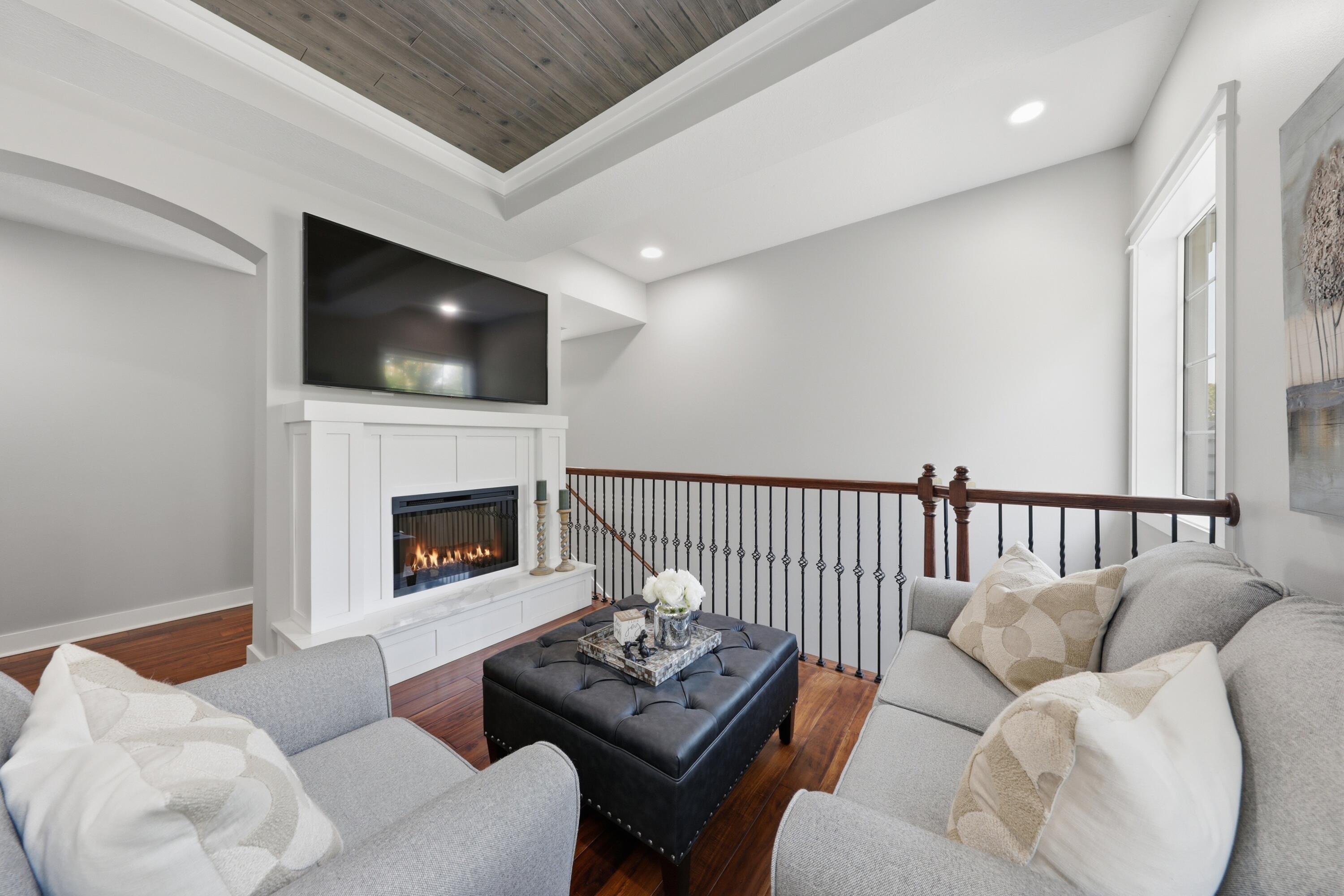 REGATTA BAY GOLF VILLAS CT UNIT 204 - Residential