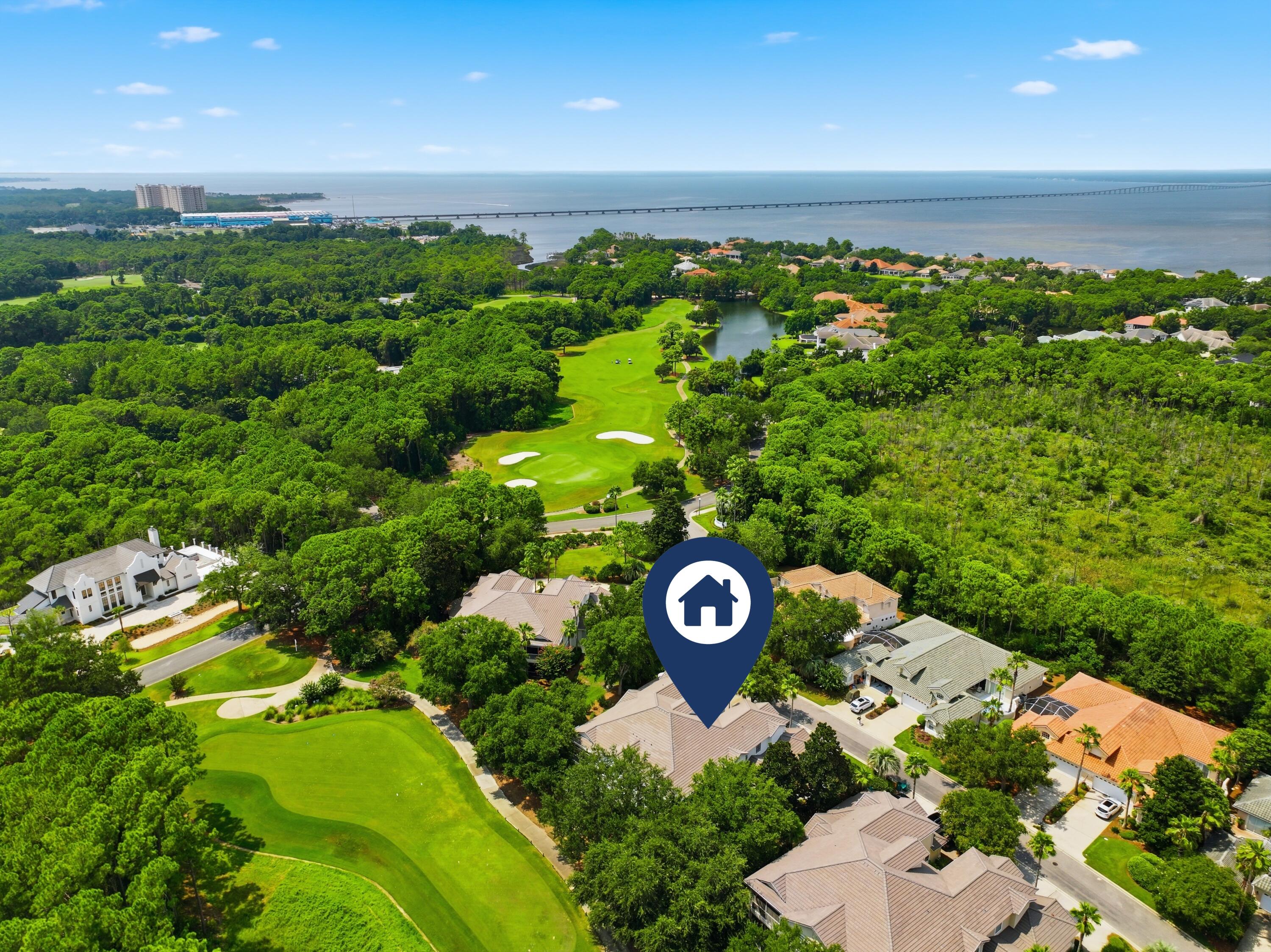 REGATTA BAY GOLF VILLAS CT UNIT 204 - Residential
