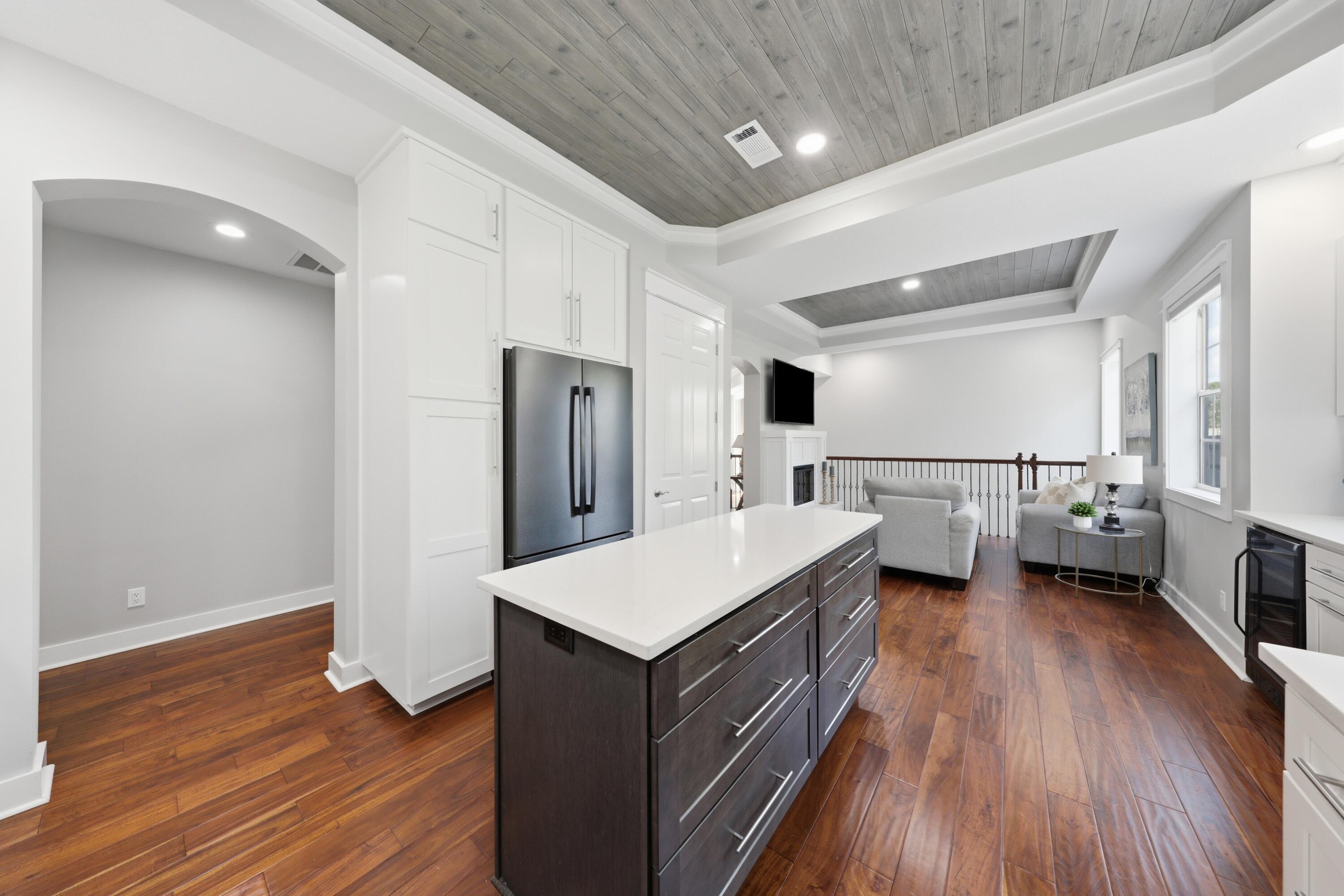 REGATTA BAY GOLF VILLAS CT UNIT 204 - Residential