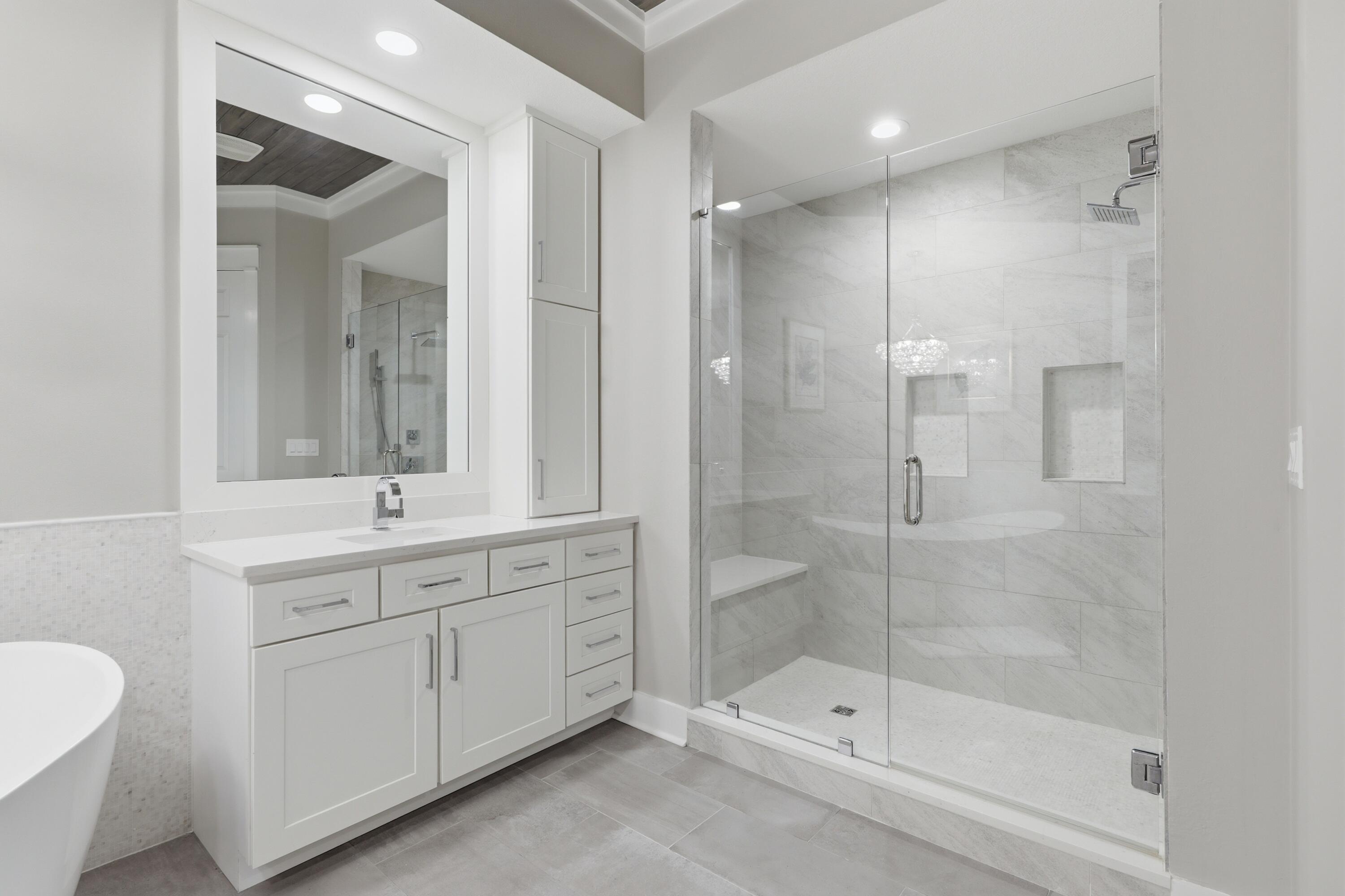 REGATTA BAY GOLF VILLAS CT UNIT 204 - Residential