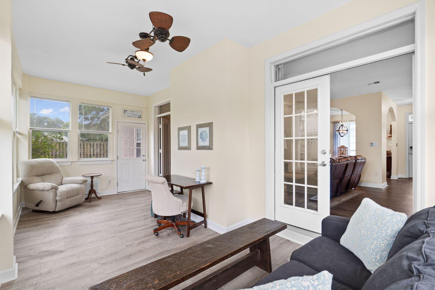 BAYSIDE - Residential
