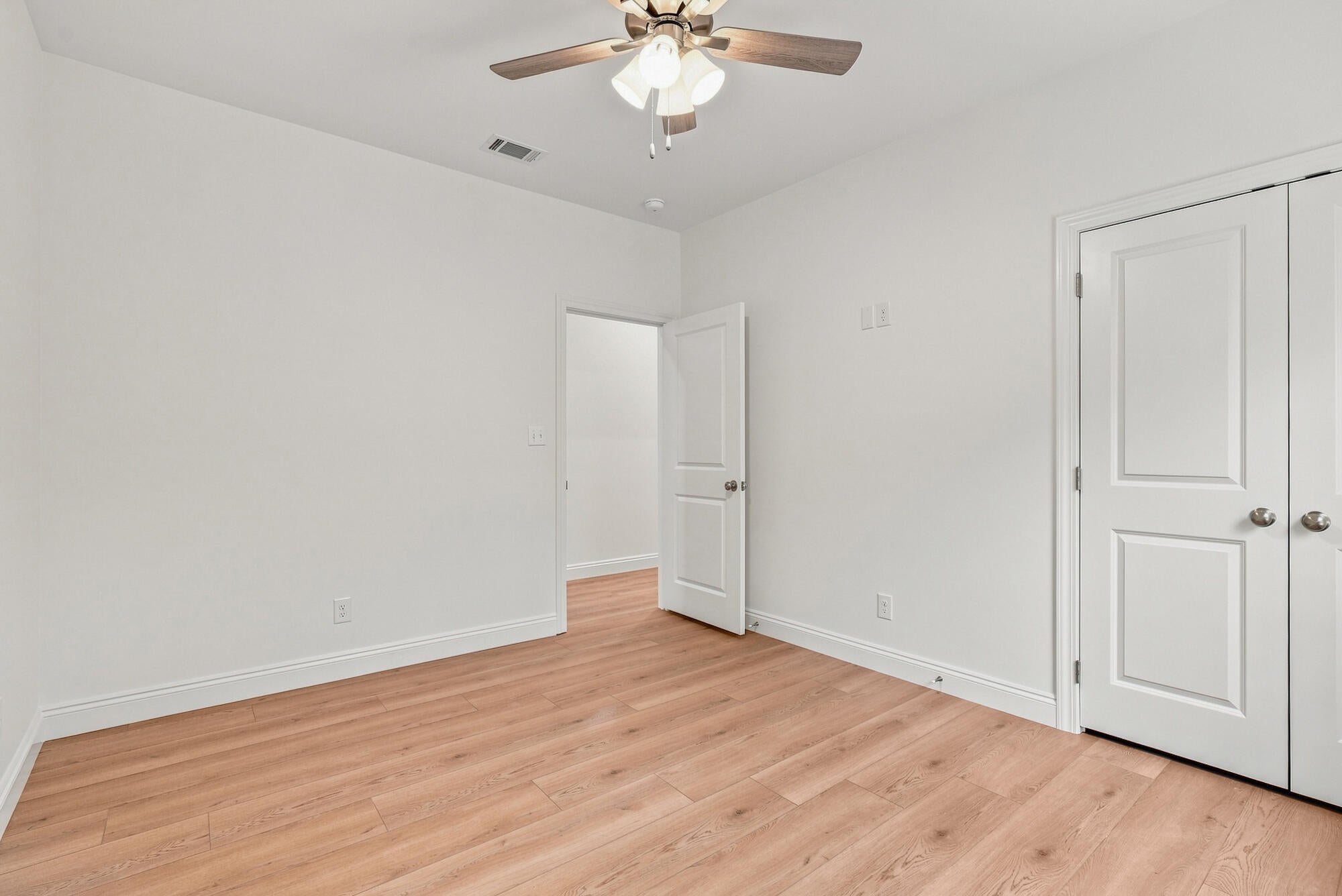 OAKWOOD HILLS - Residential