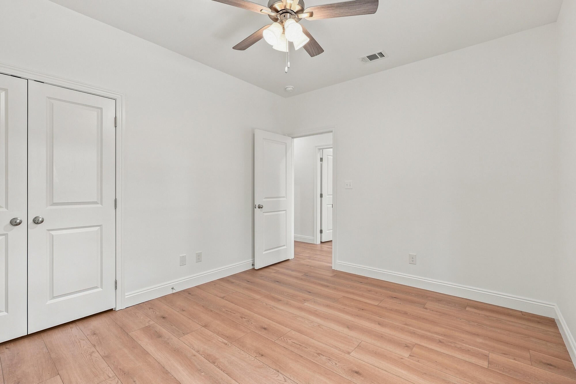 OAKWOOD HILLS - Residential