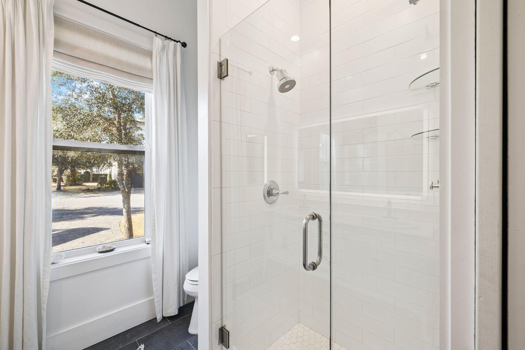 SEAGROVE VILLAGE 7TH ADD - Residential