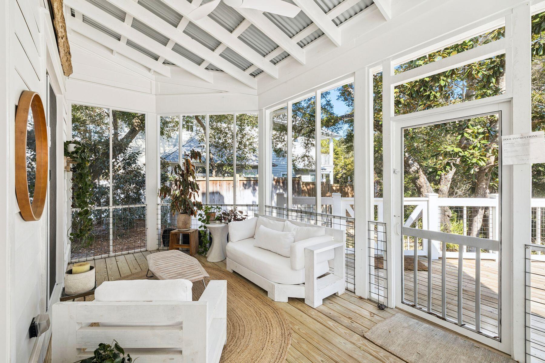 SEAGROVE VILLAGE 7TH ADD - Residential