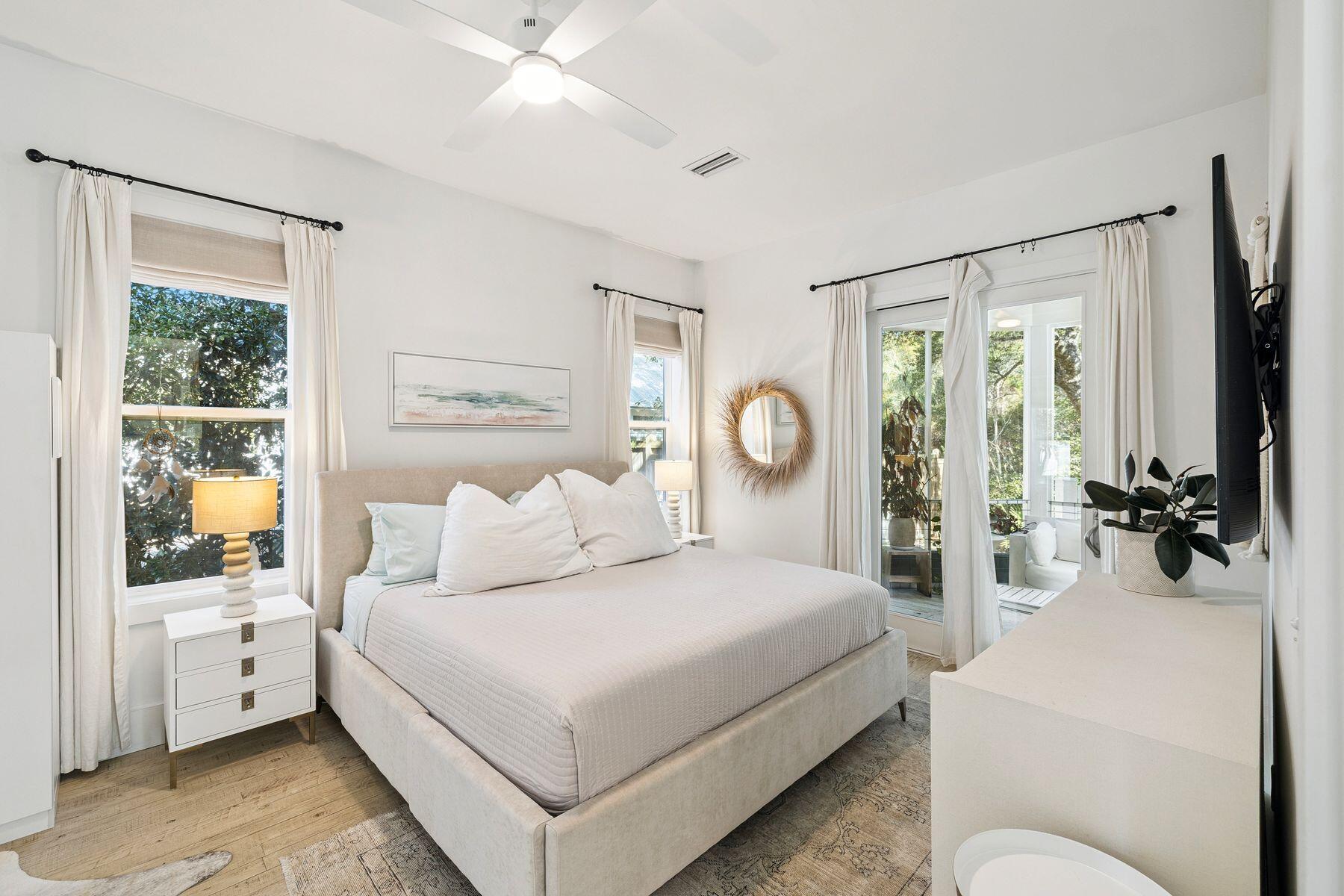 SEAGROVE VILLAGE 7TH ADD - Residential
