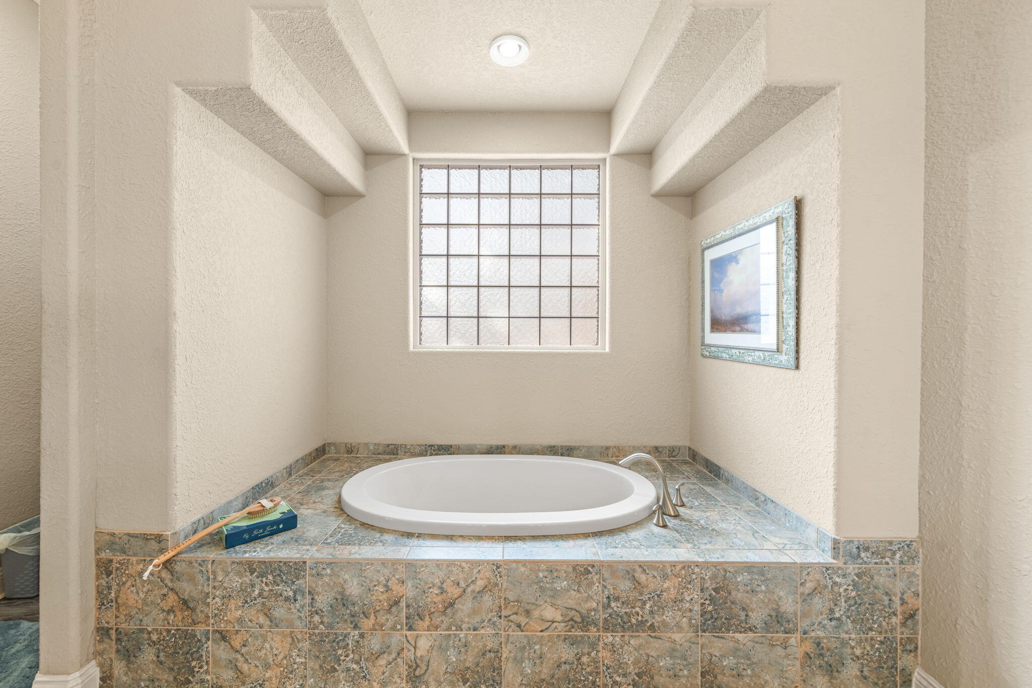 HATCHEE SHORES - Residential
