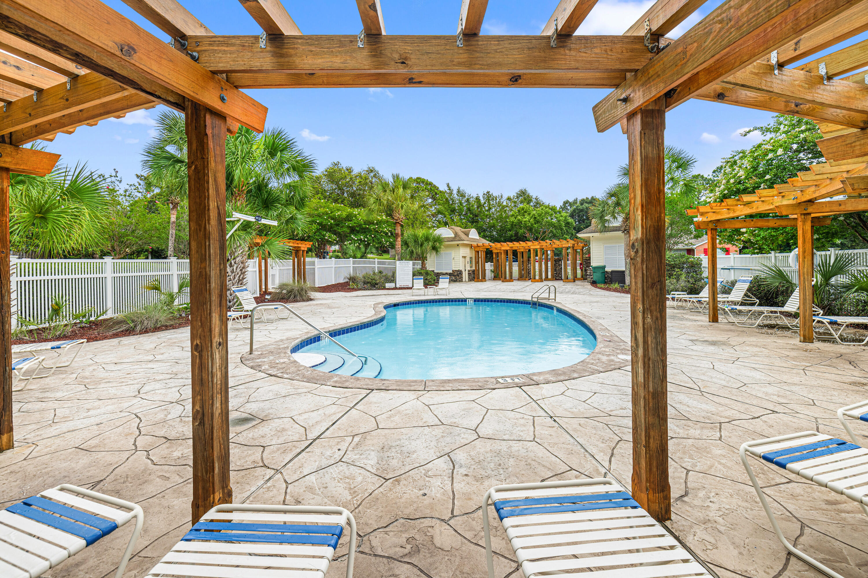SILVER OAKS PH 2 - Residential