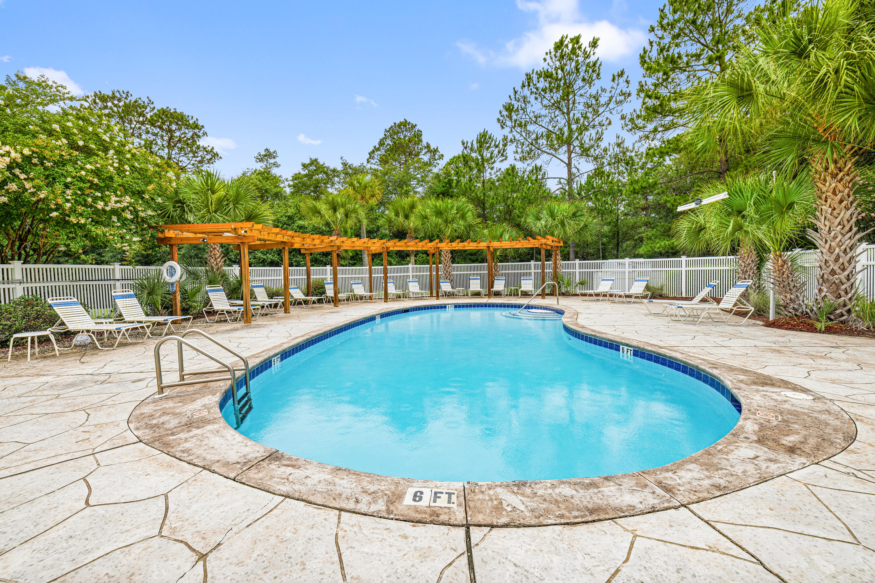 SILVER OAKS PH 2 - Residential