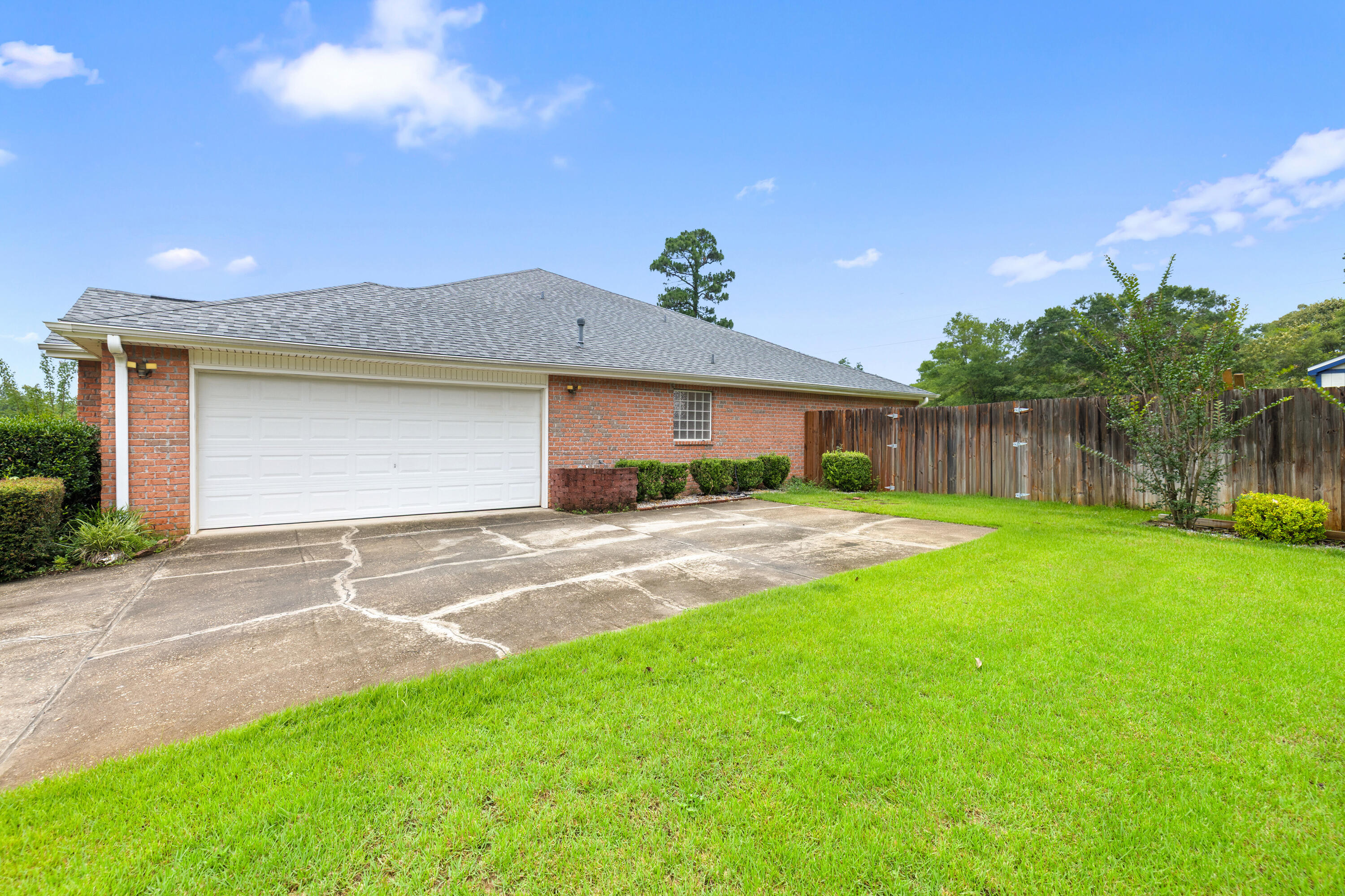 SILVER OAKS PH 2 - Residential