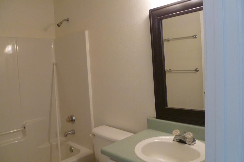 Live Oak/Unit 1,2 - Residential