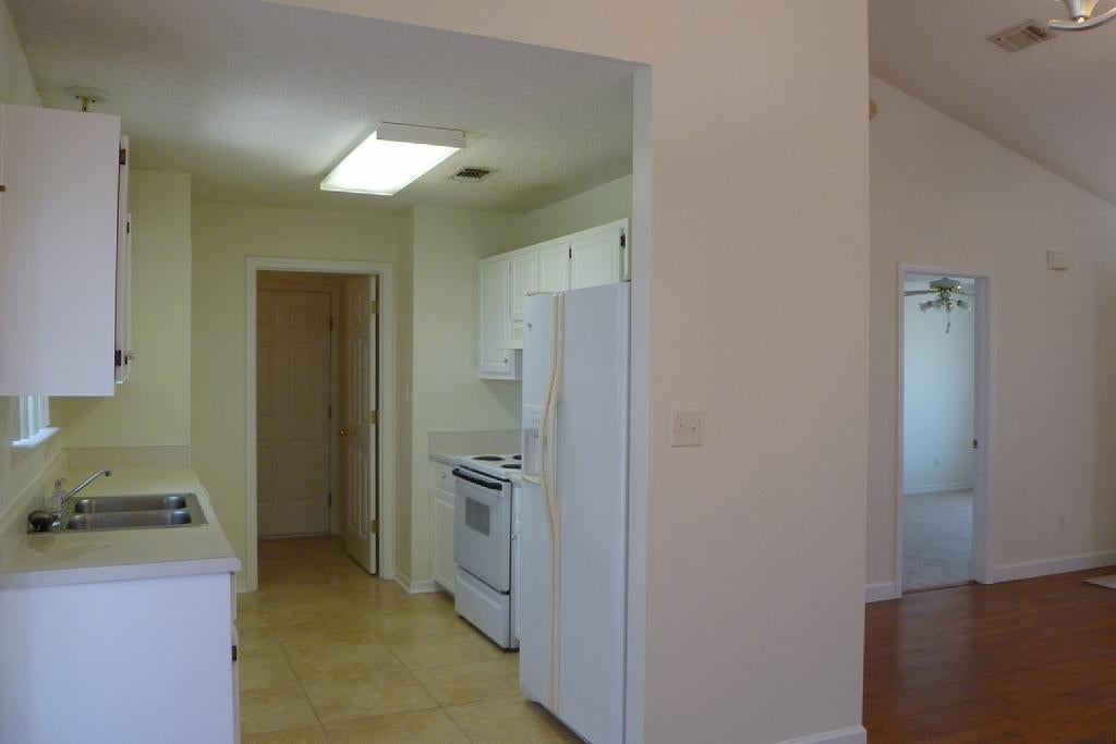 Live Oak/Unit 1,2 - Residential