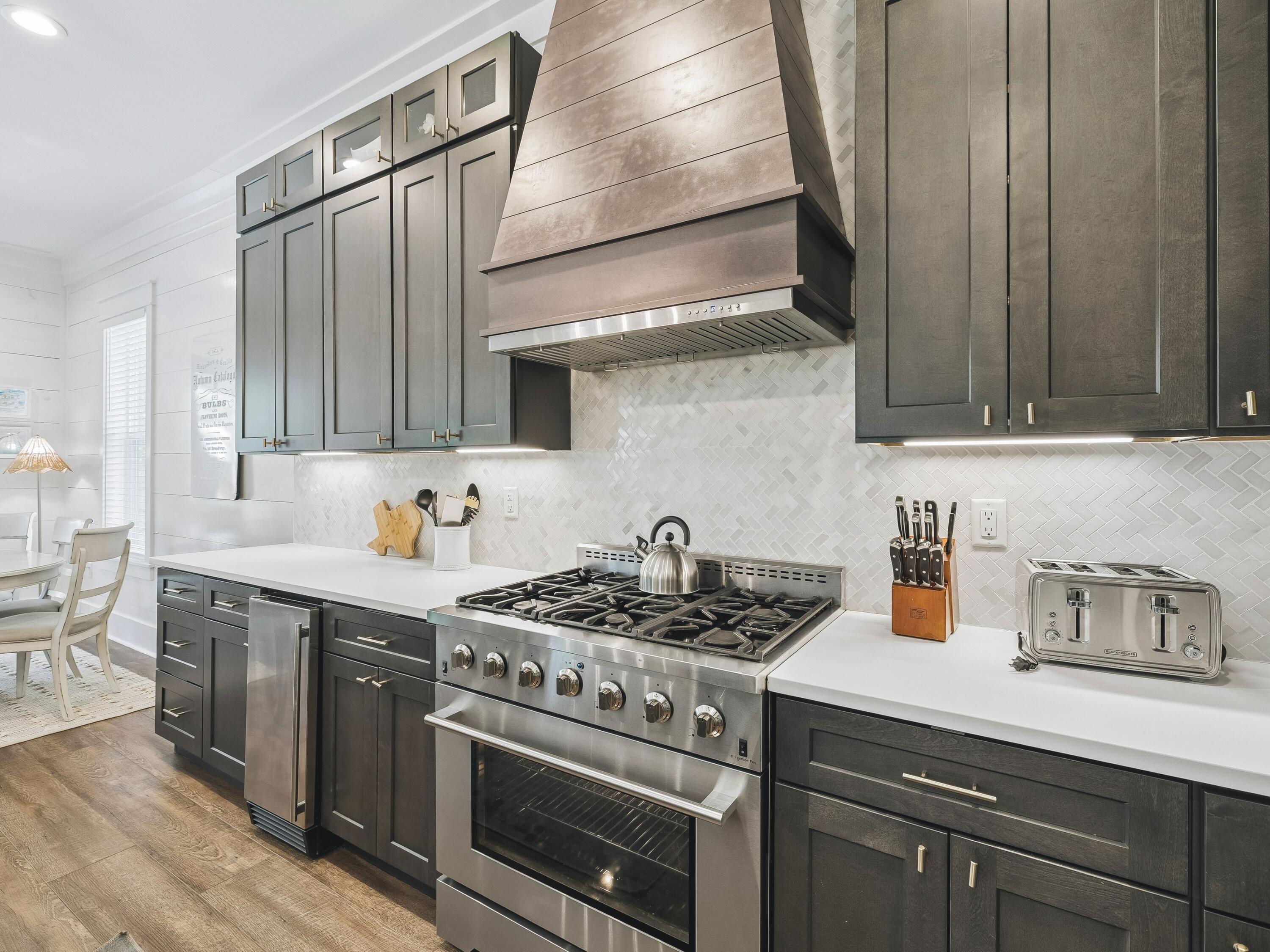 EASTERN LAKE S/D - Residential