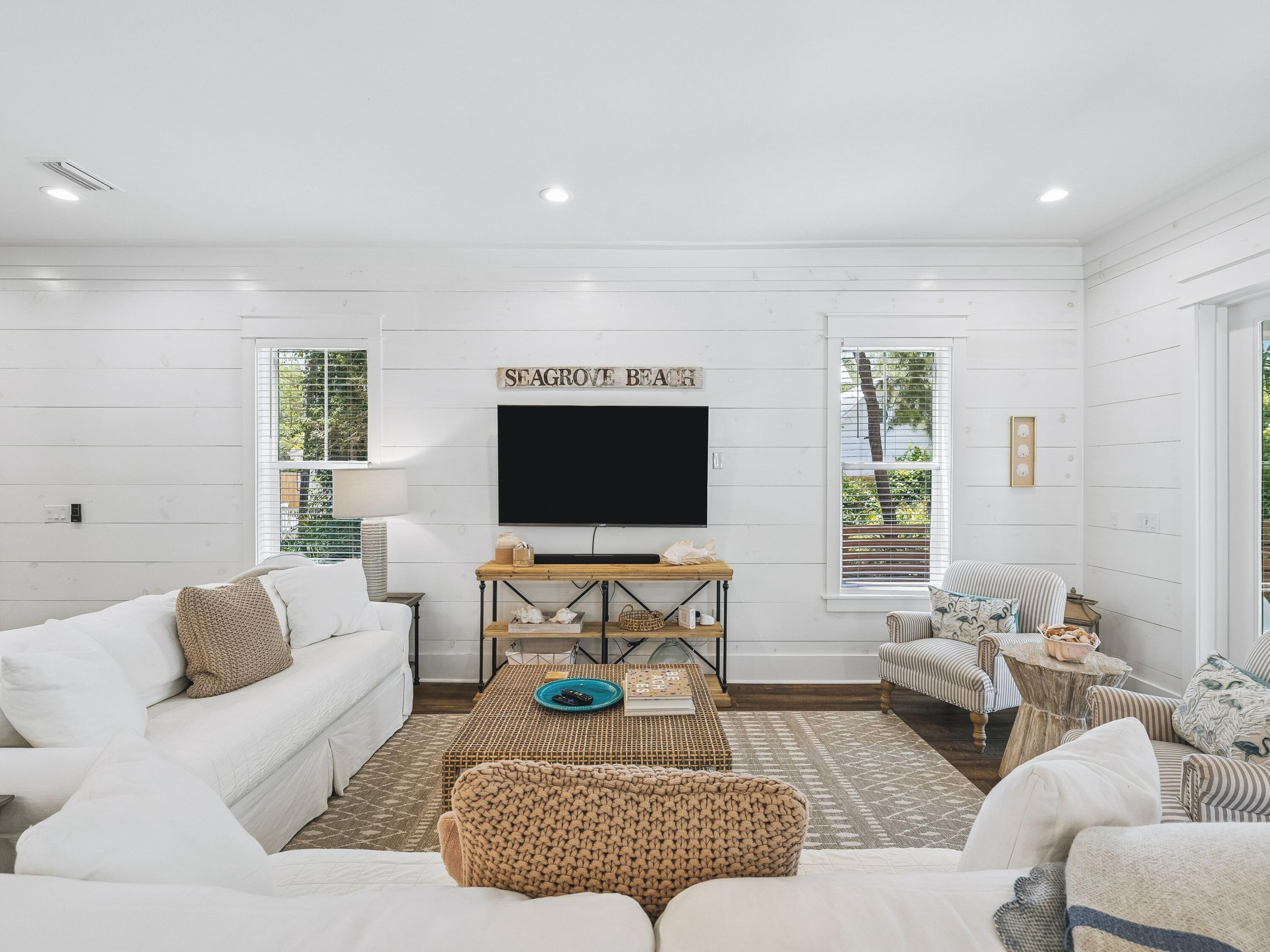 EASTERN LAKE S/D - Residential