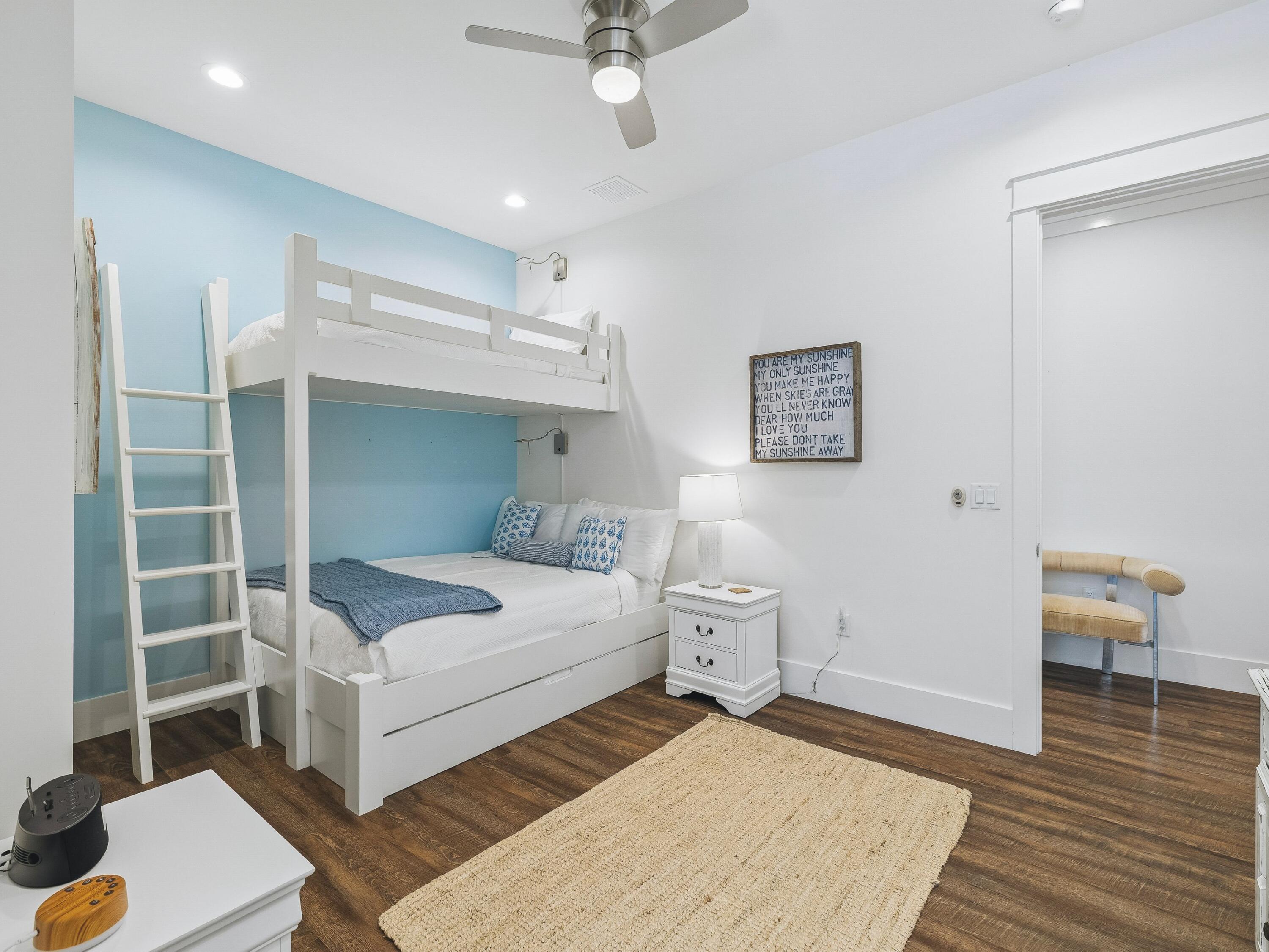 EASTERN LAKE S/D - Residential