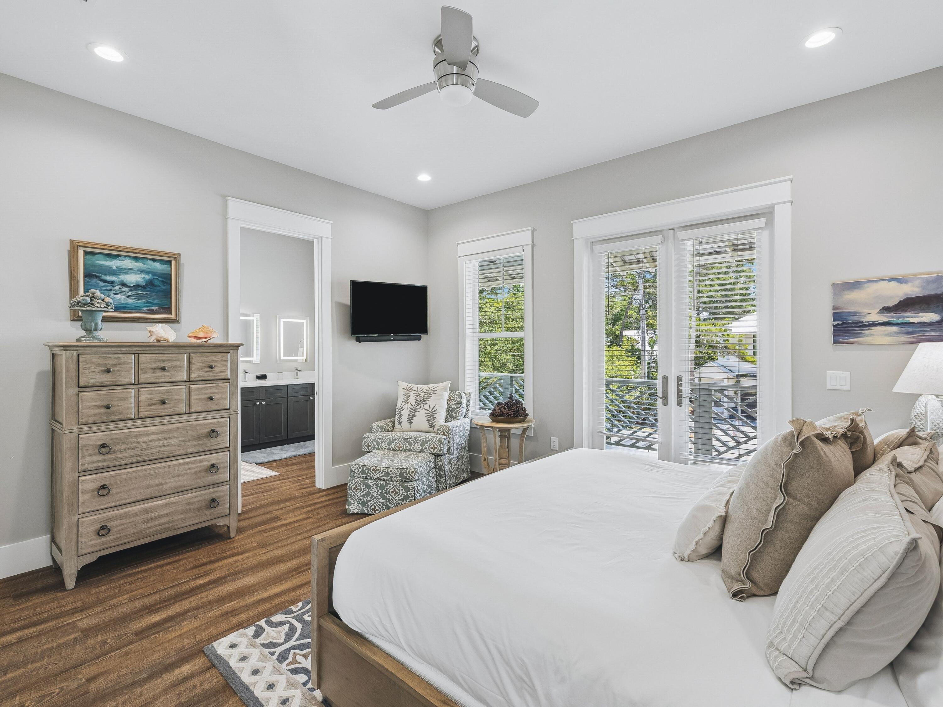 EASTERN LAKE S/D - Residential