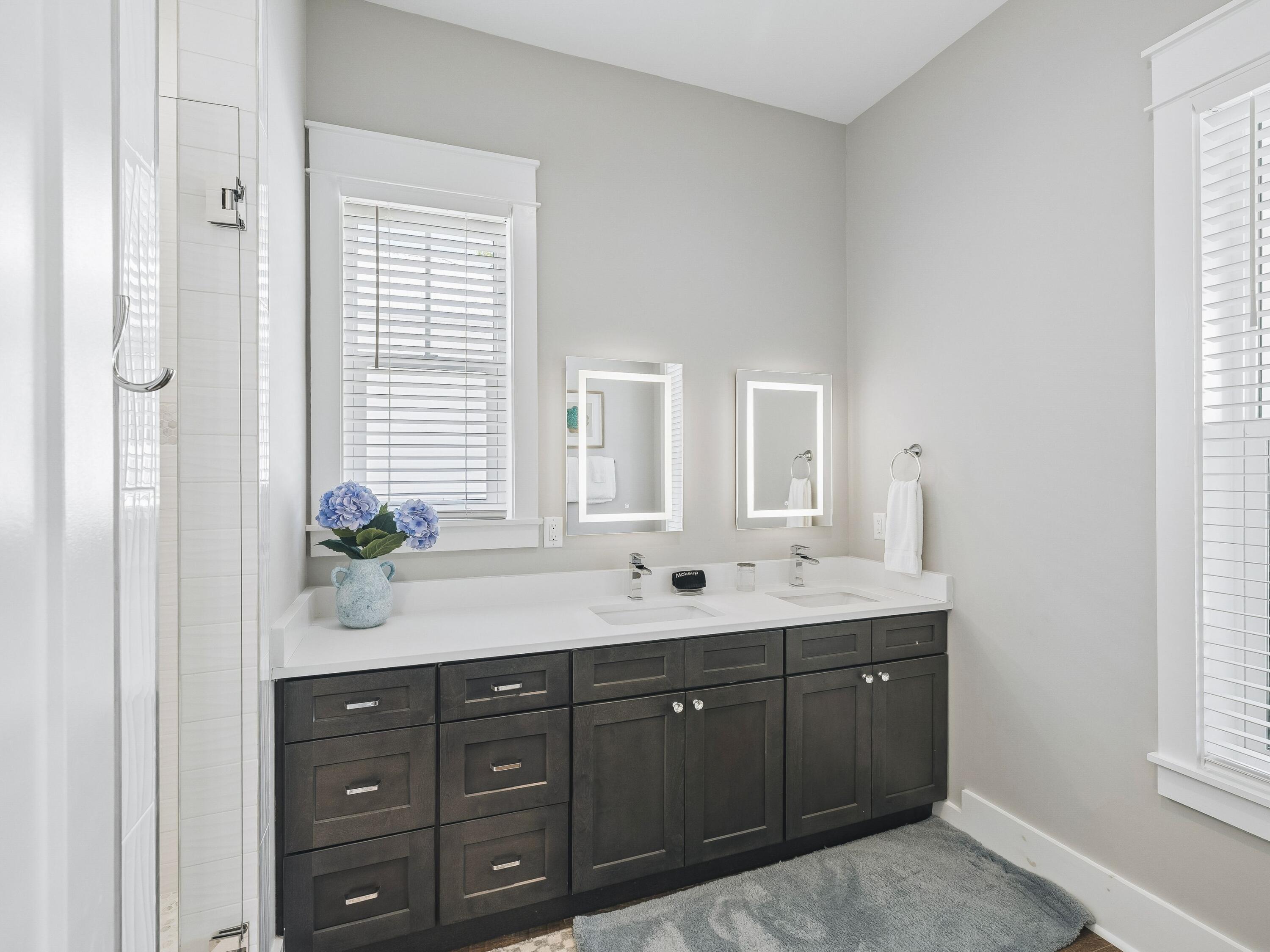 EASTERN LAKE S/D - Residential