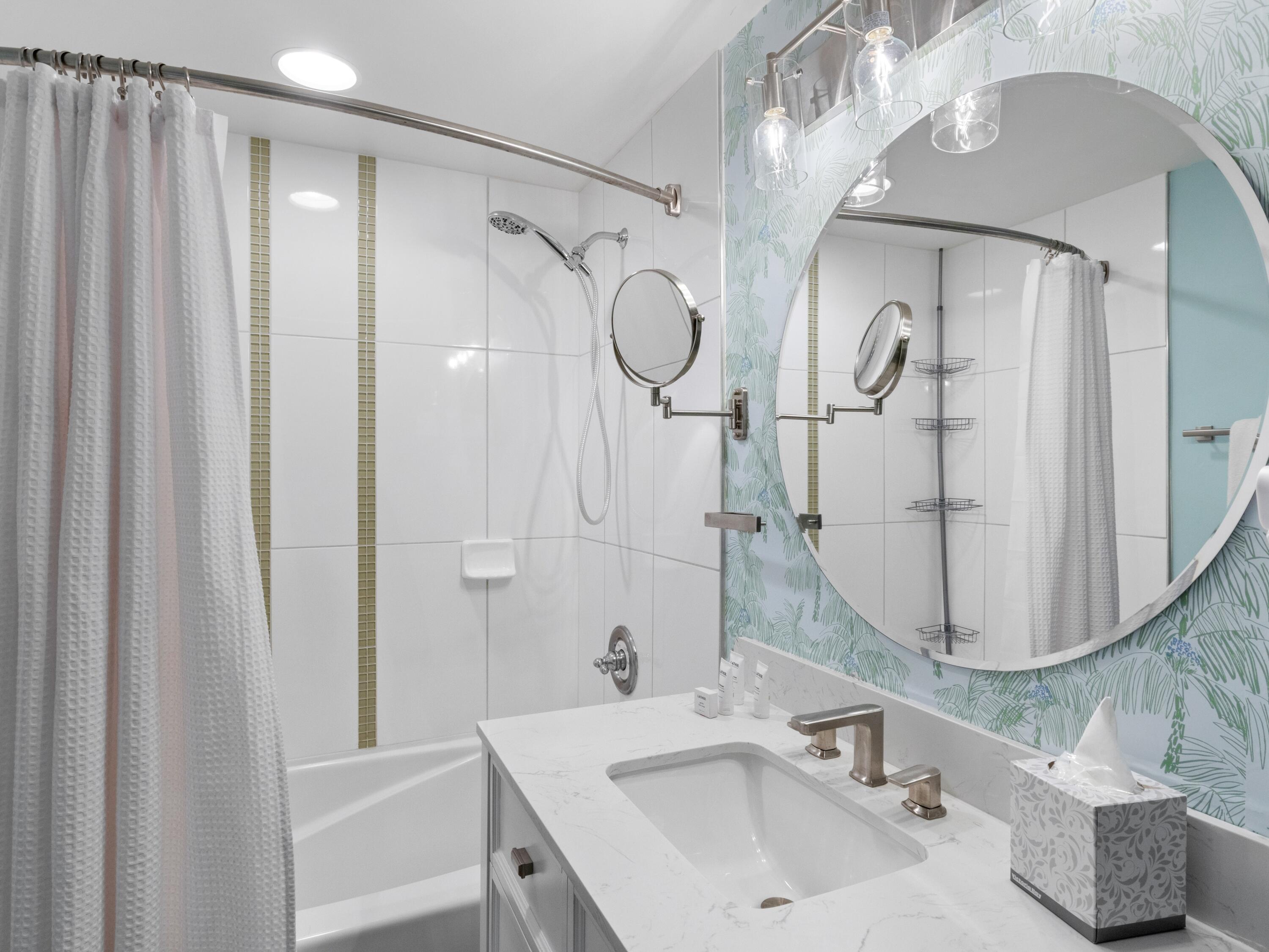 BAHIA CONDO - Residential