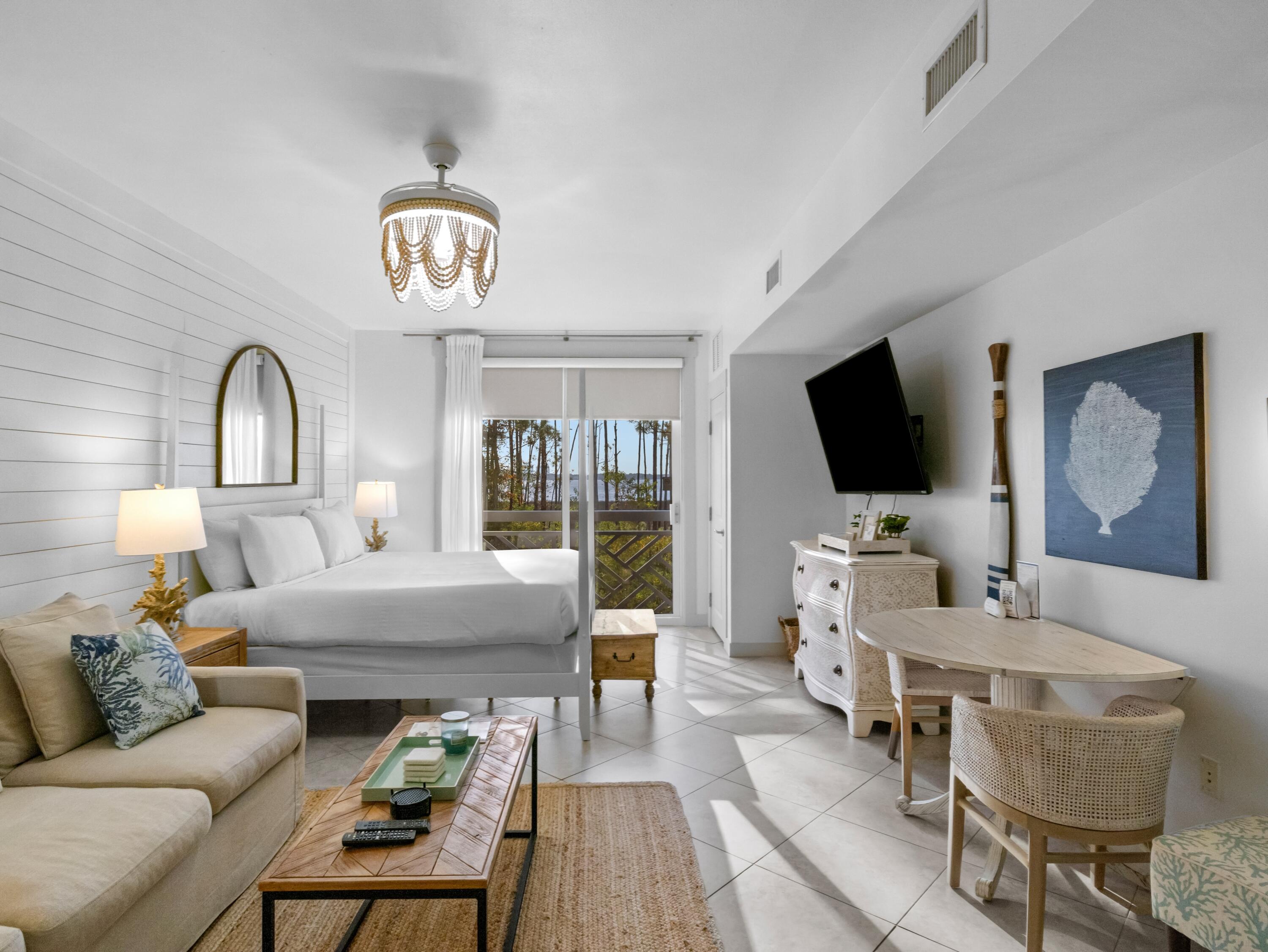 BAHIA CONDO - Residential