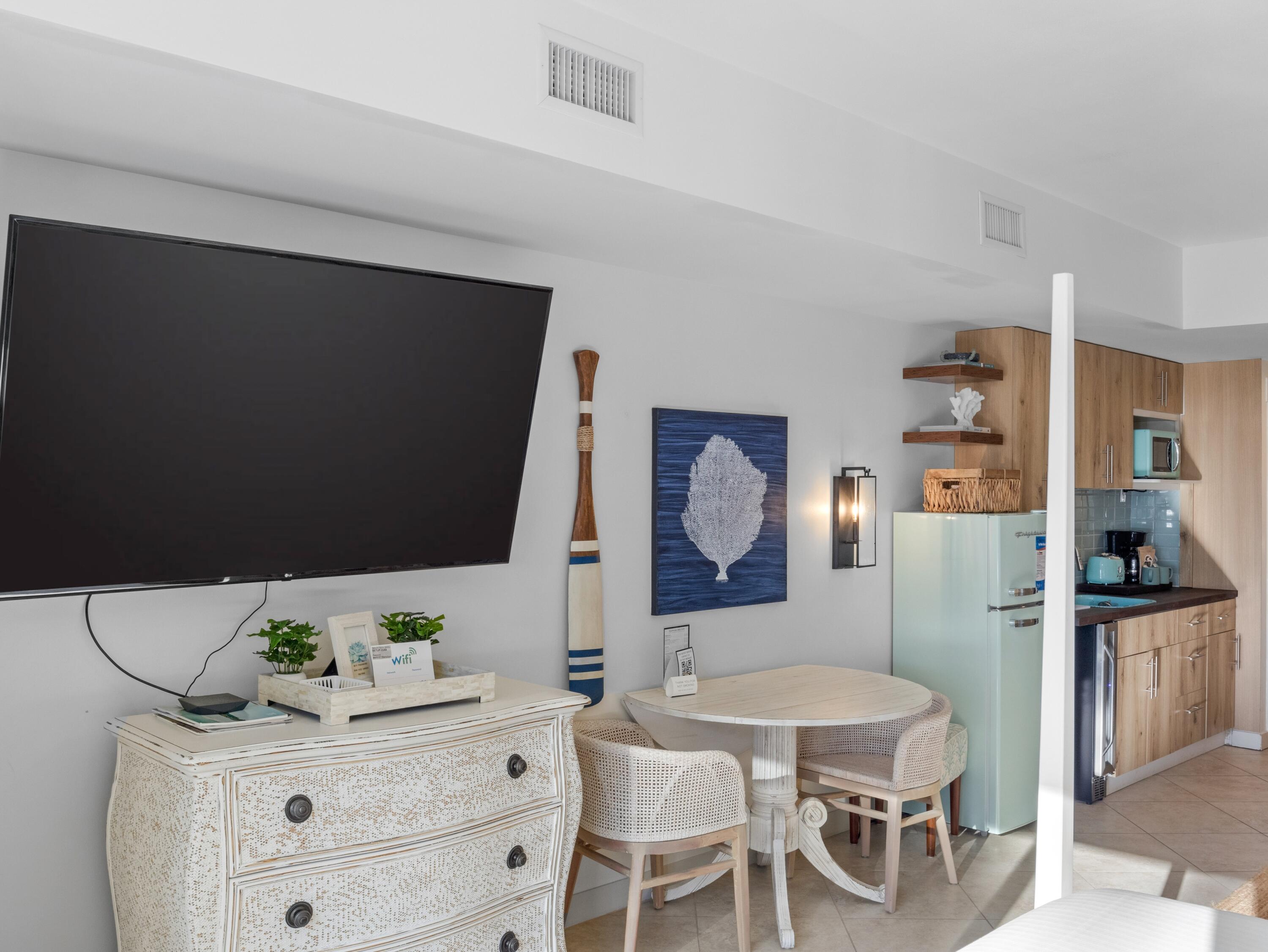 BAHIA CONDO - Residential