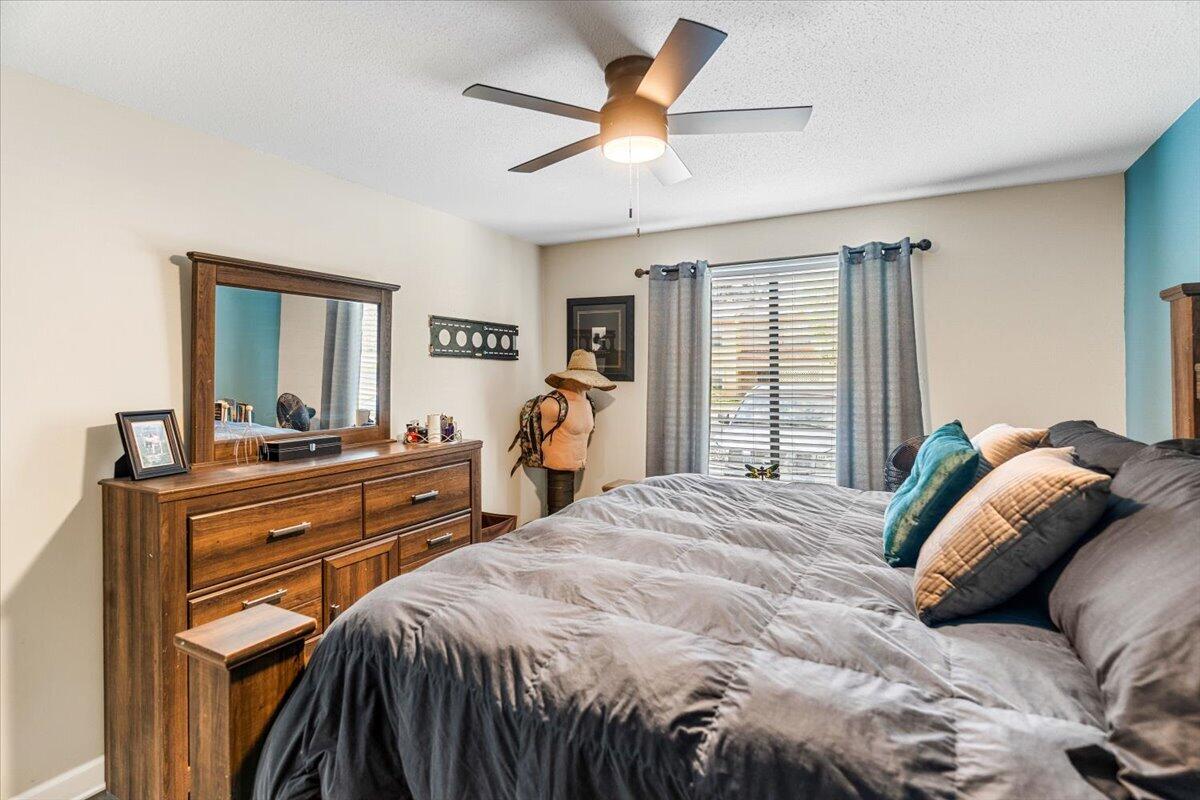ELM PLACE CONDO - Residential