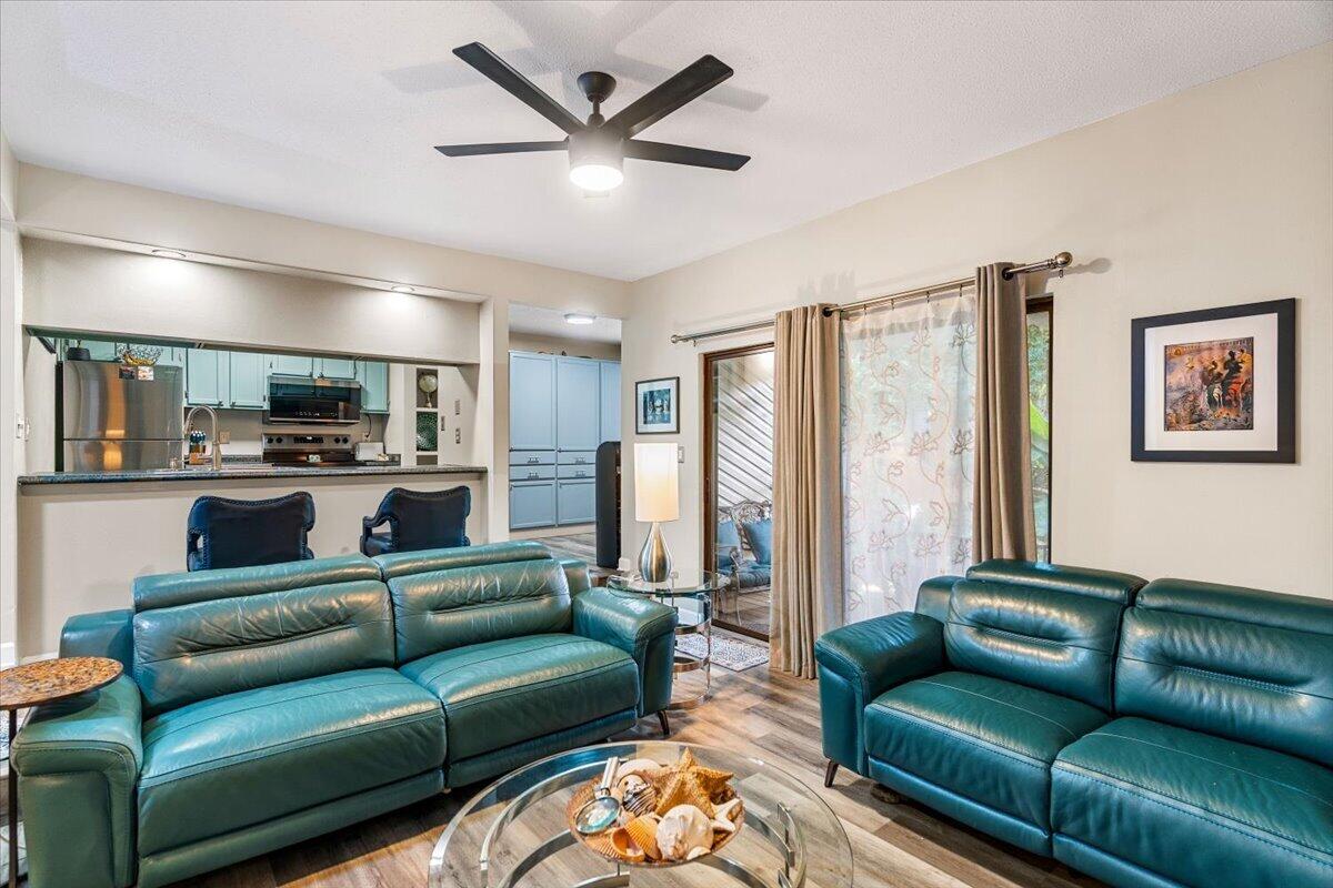 ELM PLACE CONDO - Residential