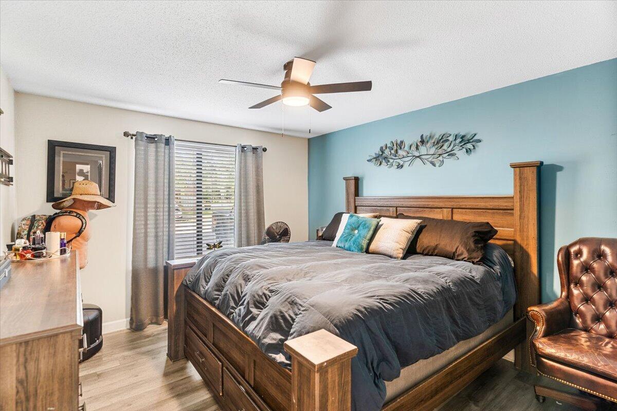ELM PLACE CONDO - Residential