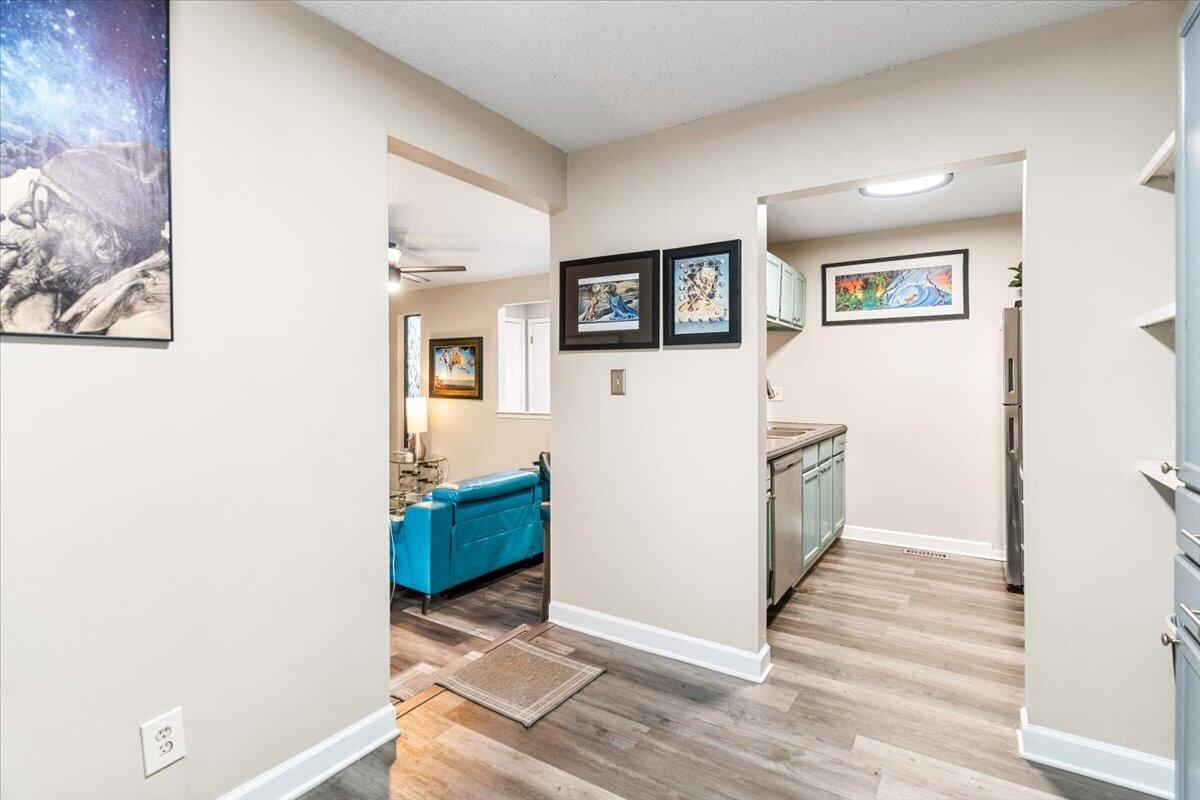 ELM PLACE CONDO - Residential