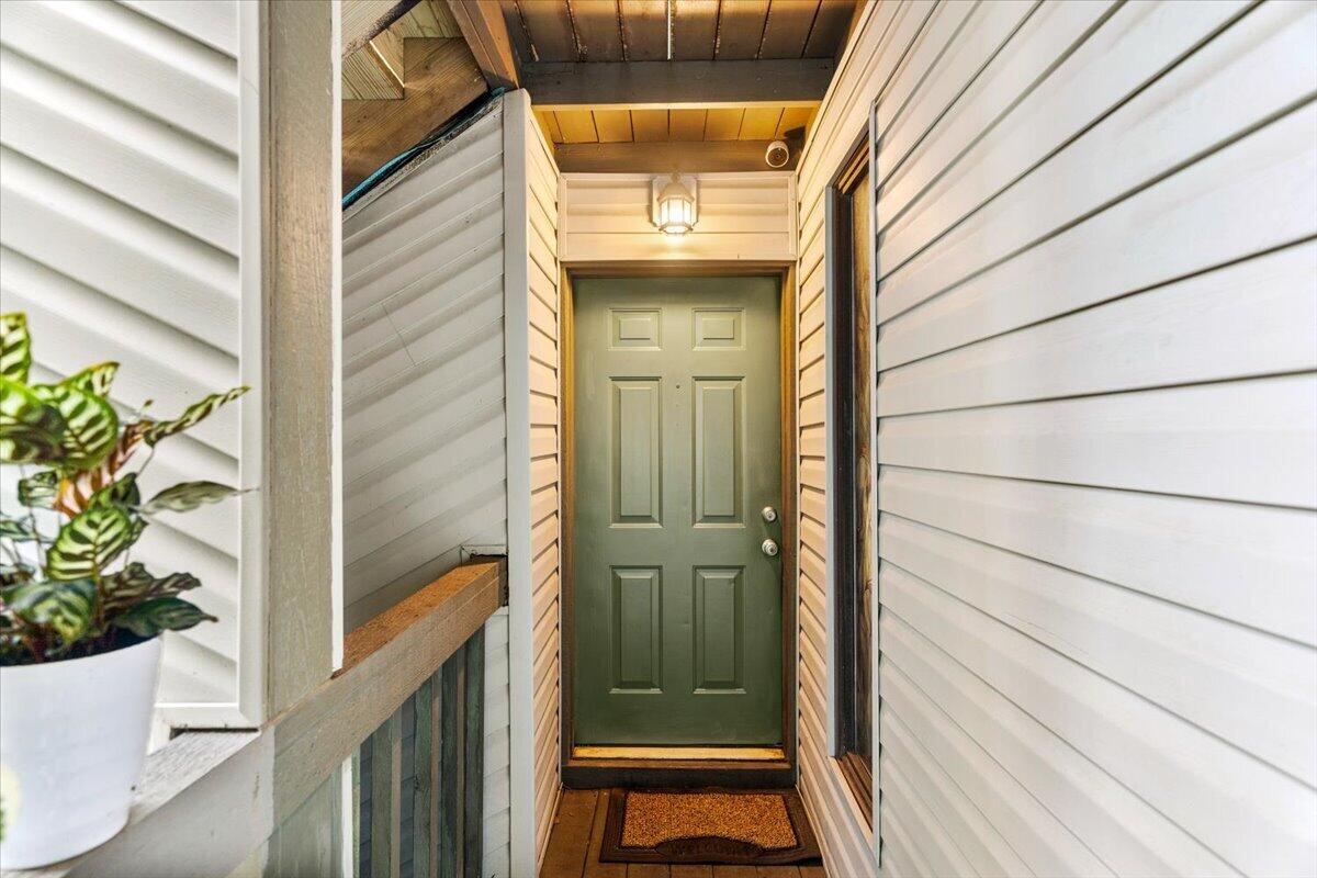 ELM PLACE CONDO - Residential